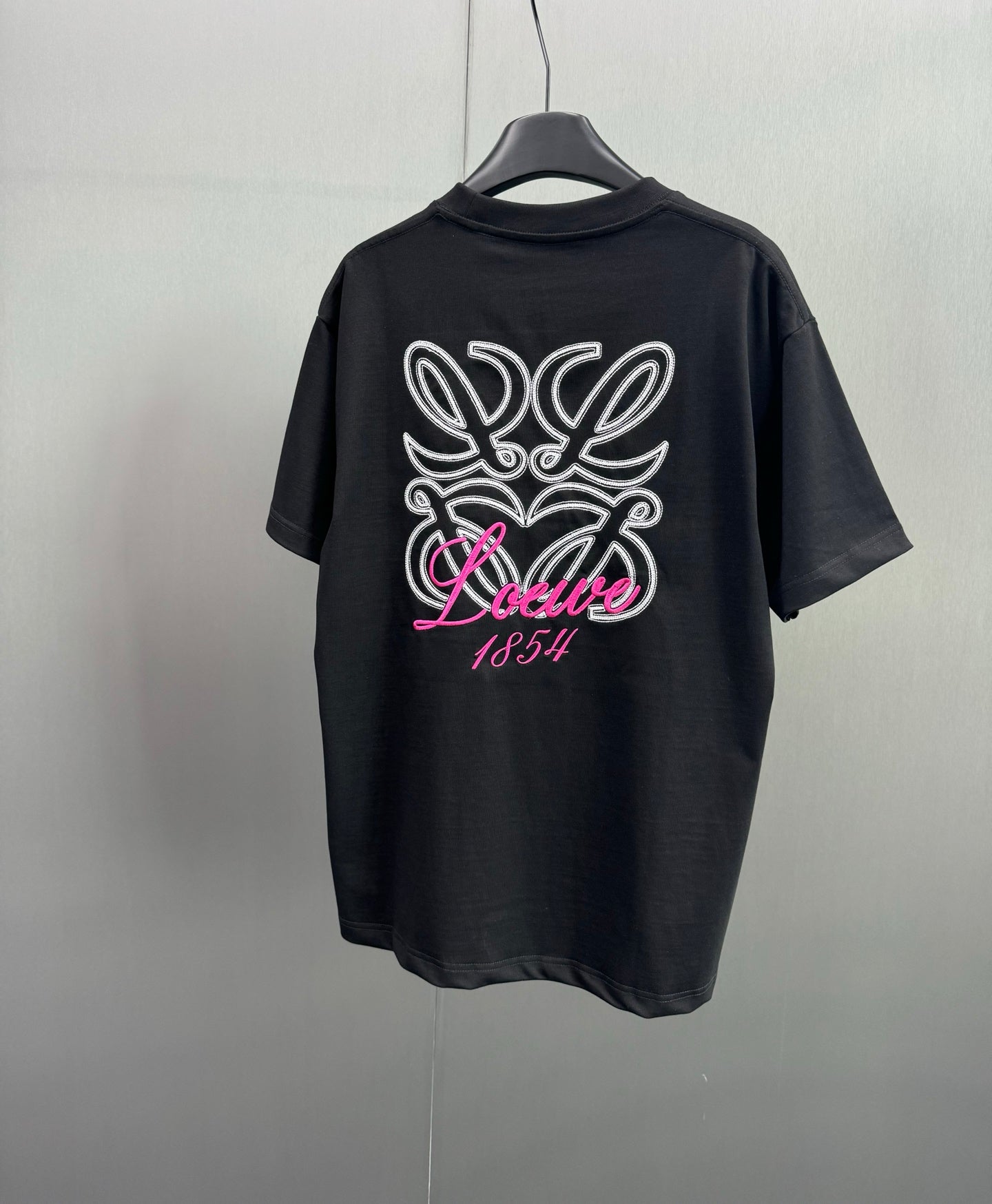 LuxluxHouse Best Quality Clothes T-shirt Loewe