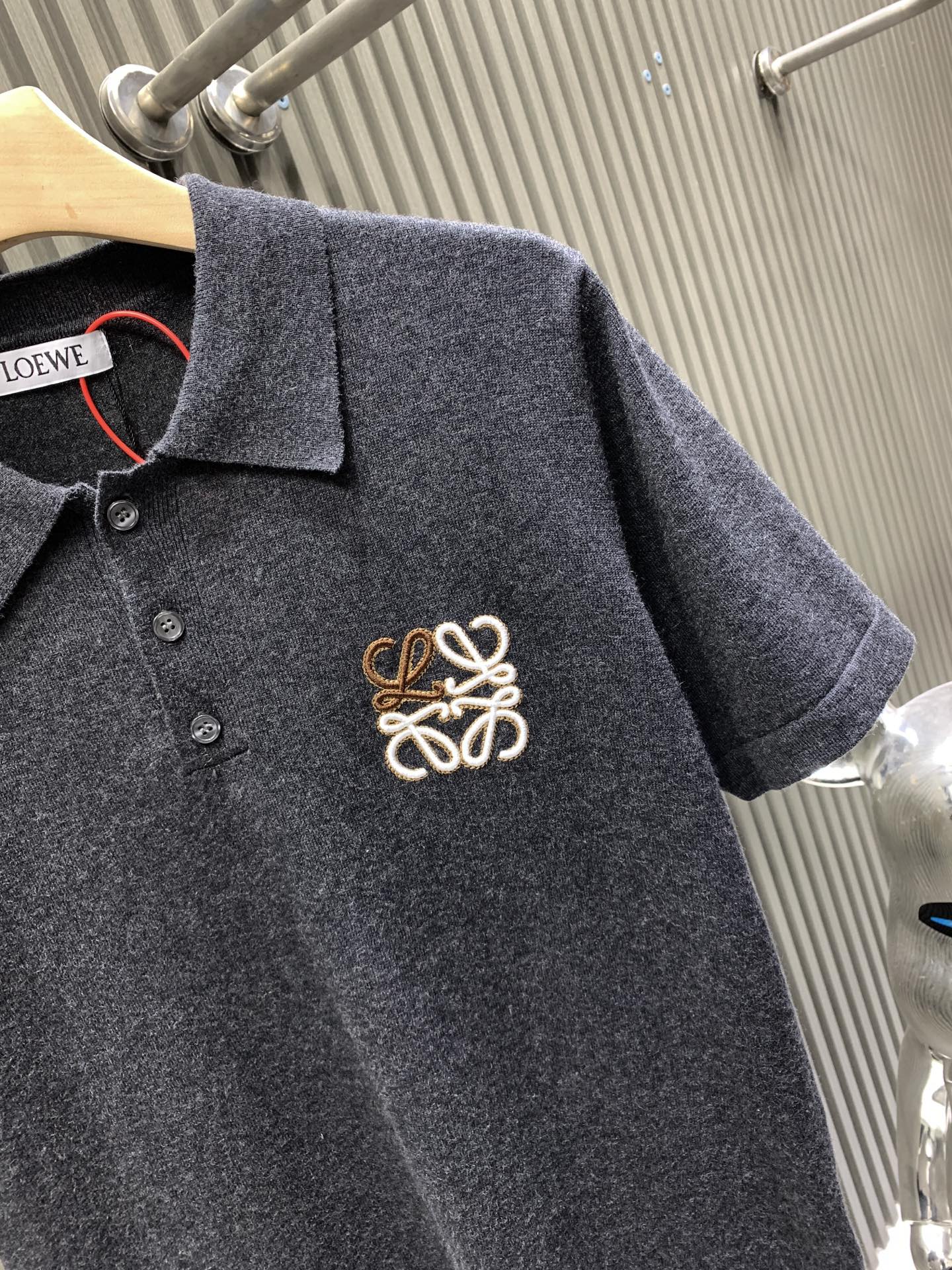 LuxluxHouse Best Quality Clothes T-shirt Loewe