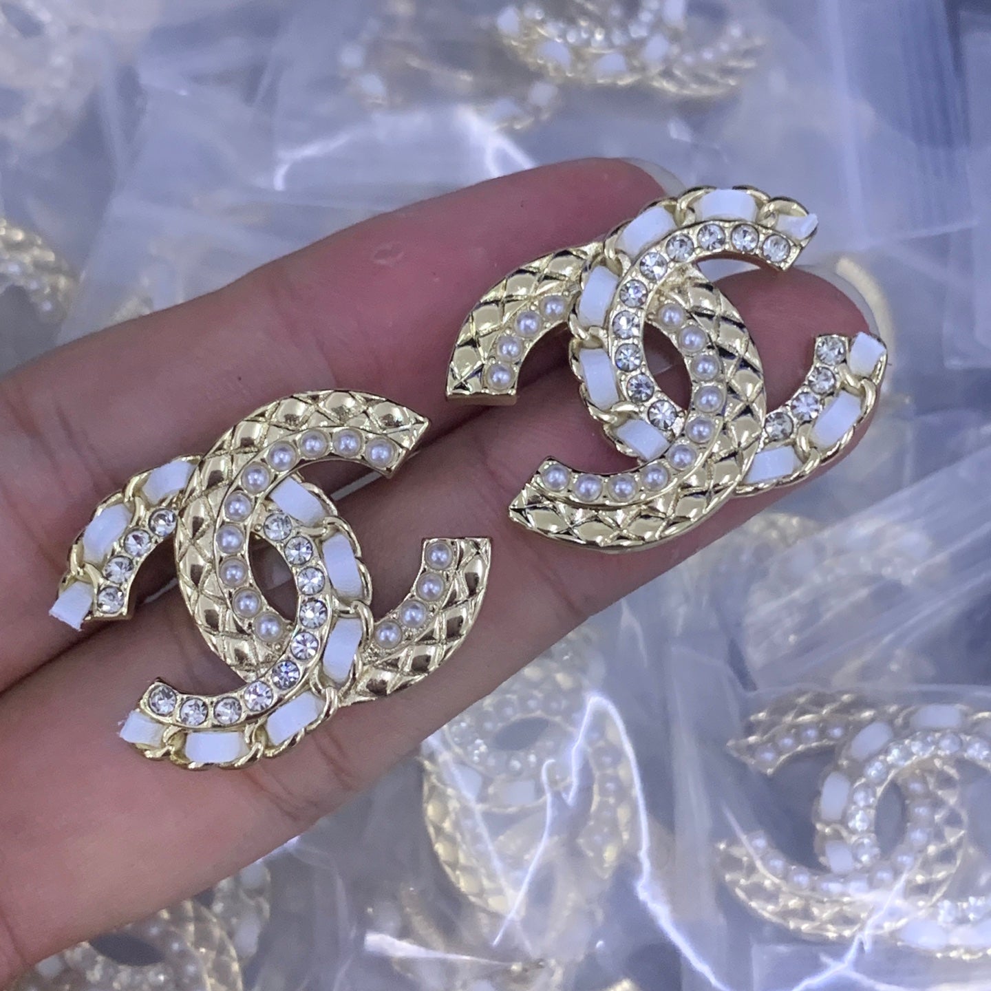 LuxluxHouse Low Price And High Quality Accessories Chanel