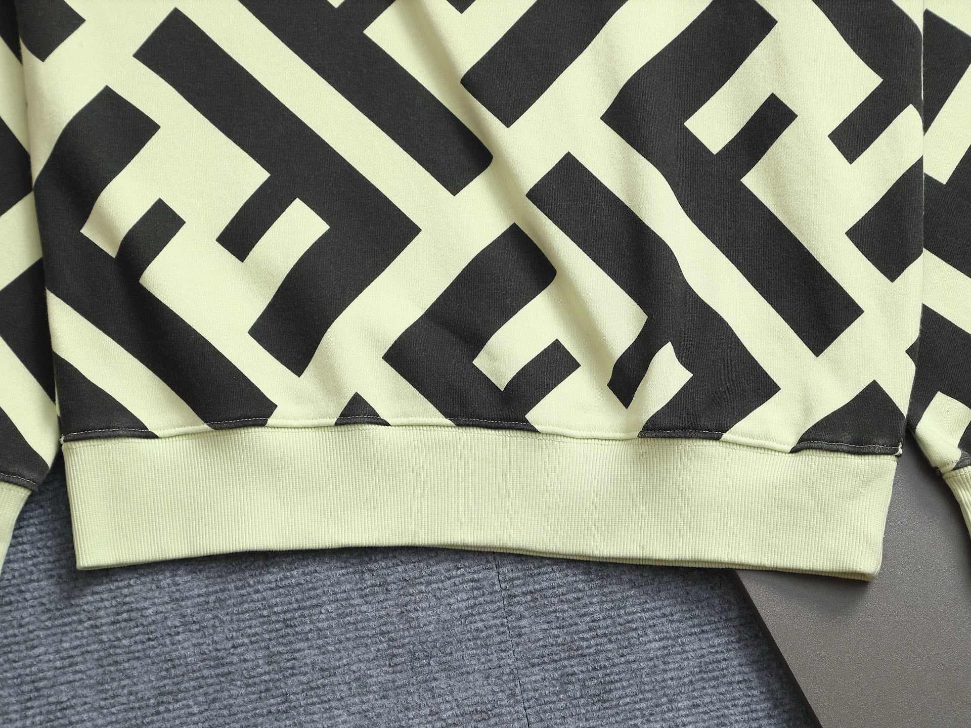 LuxluxHouse Best Quality Clothes Fendi T-shirt