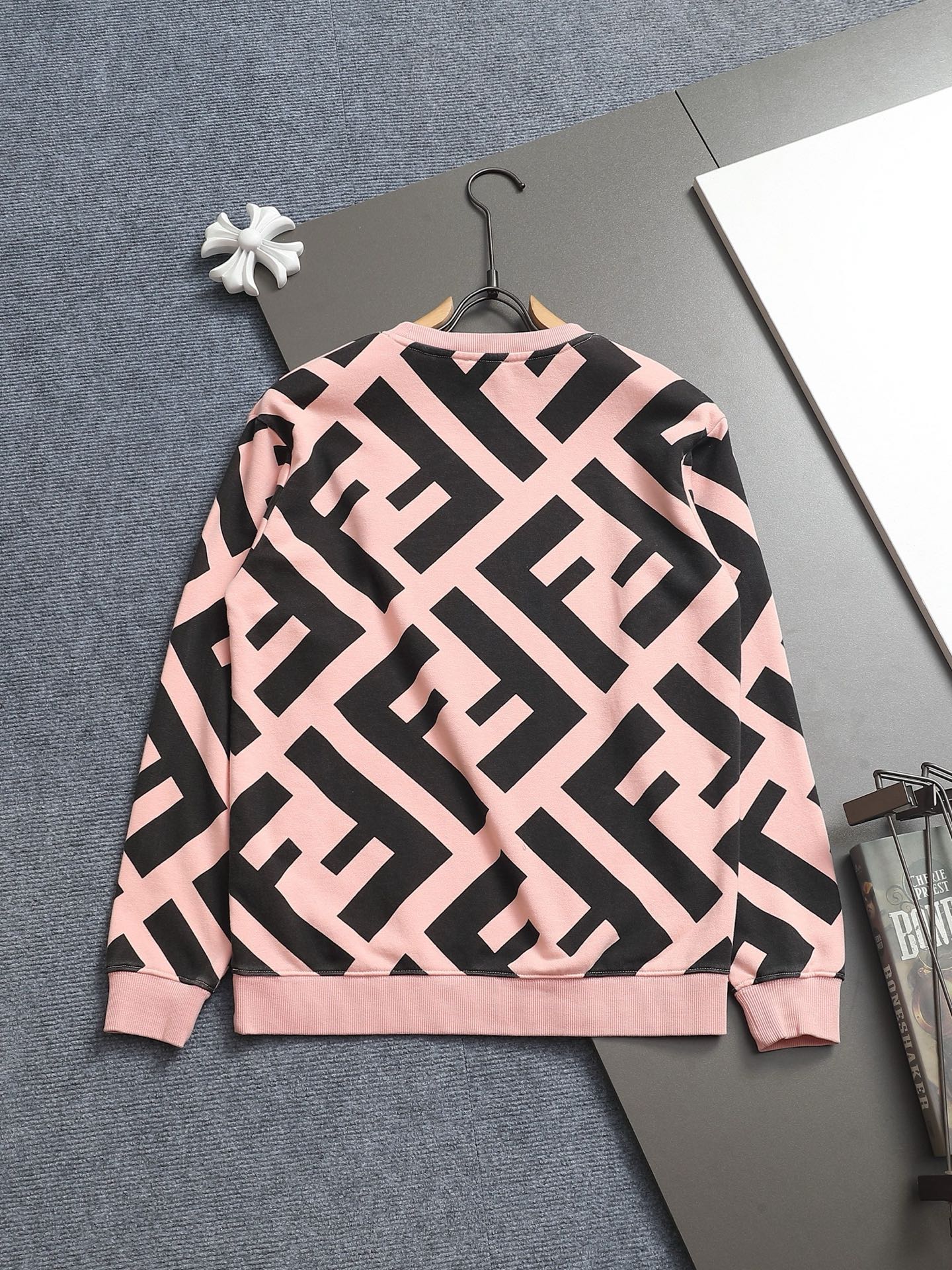 LuxluxHouse Best Quality Clothes Fendi Hoodie & Sweater