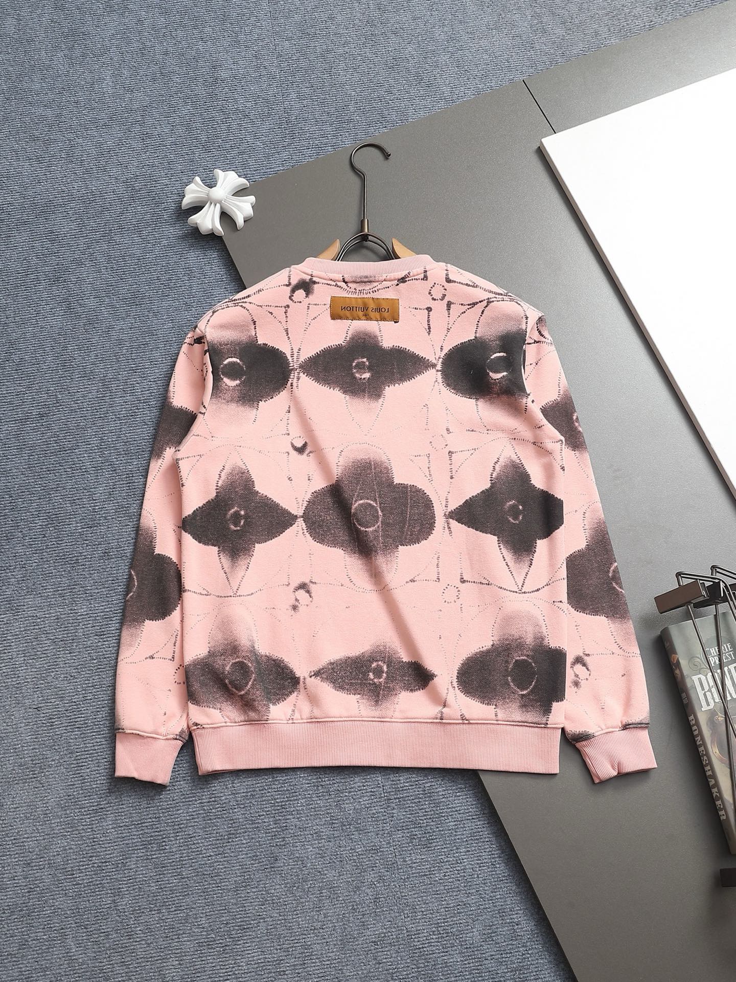 LuxluxHouse Best Quality Clothes Hoodie & Sweater Louis Vuitton
