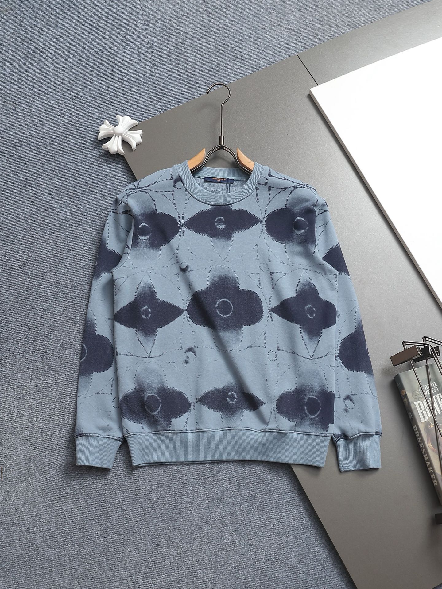 LuxluxHouse Best Quality Clothes Hoodie & Sweater Louis Vuitton