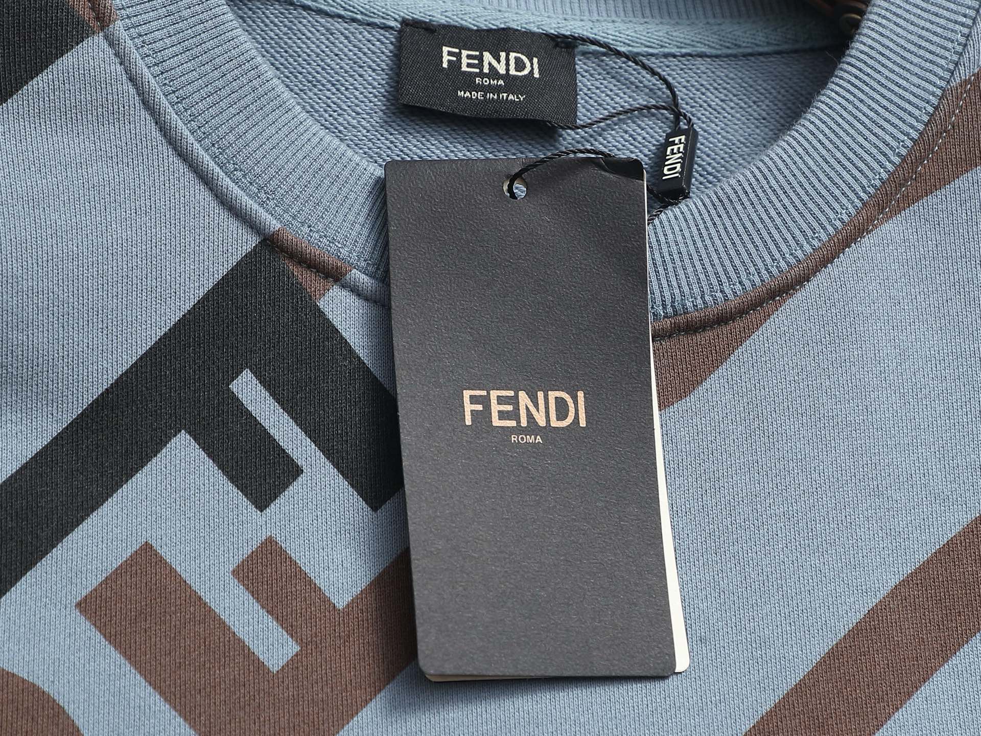 LuxluxHouse Best Quality Clothes Fendi T-shirt