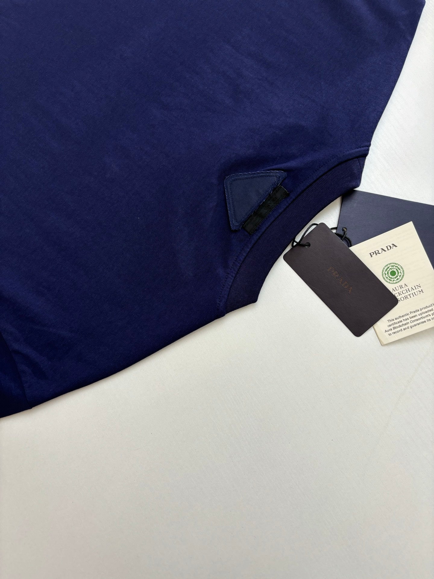 LuxluxHouse Best Quality Clothes T-shirt Prada