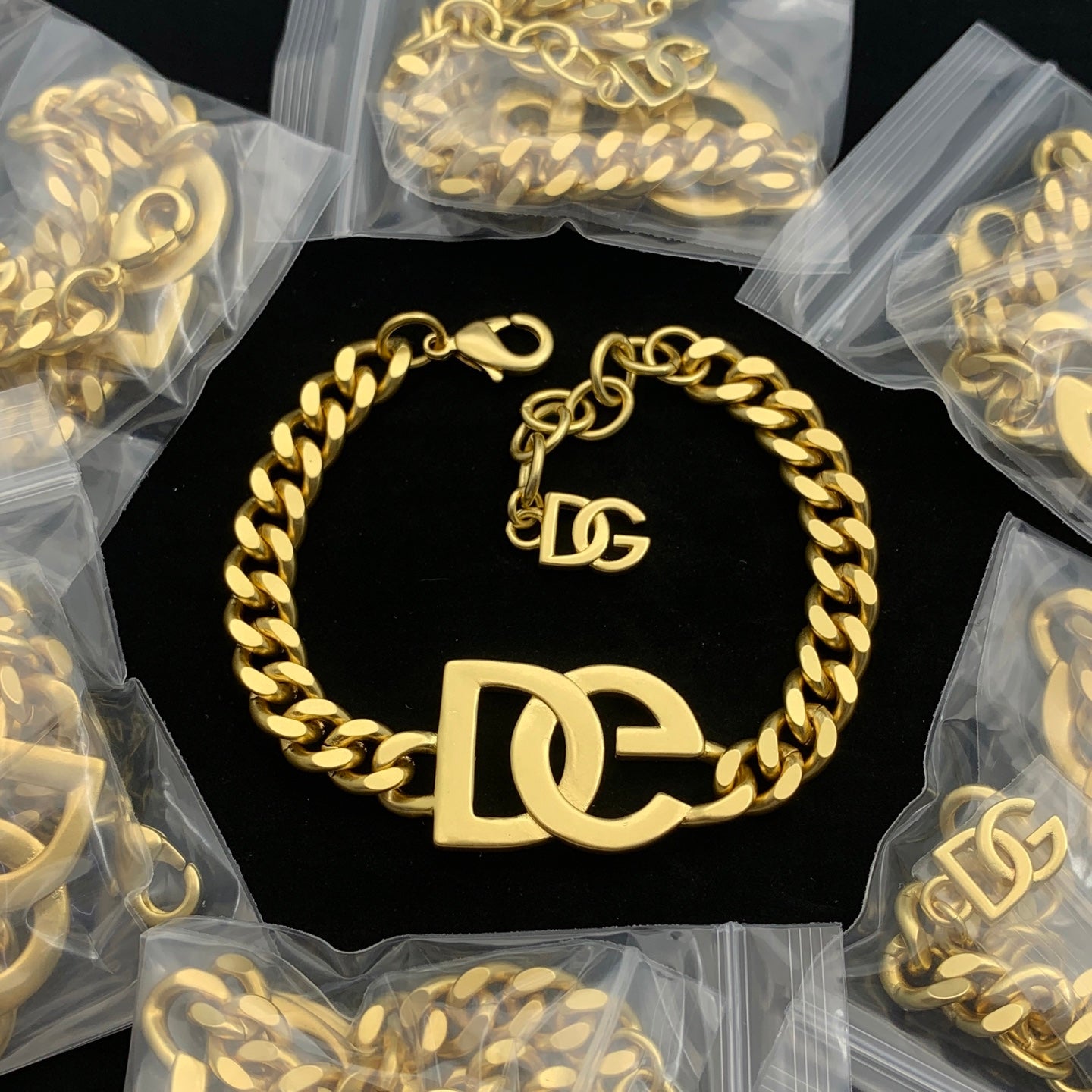 LuxluxHouse Low Price And High Quality Accessories Dolce & Gabbana