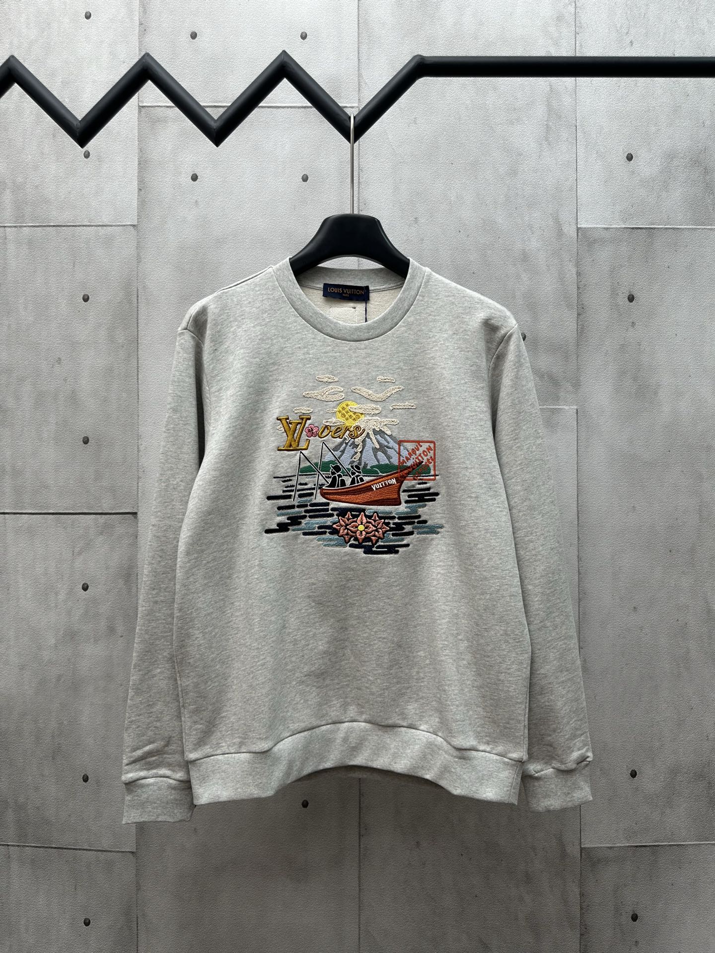 LuxluxHouse Best Quality Clothes Hoodie & Sweater Louis Vuitton