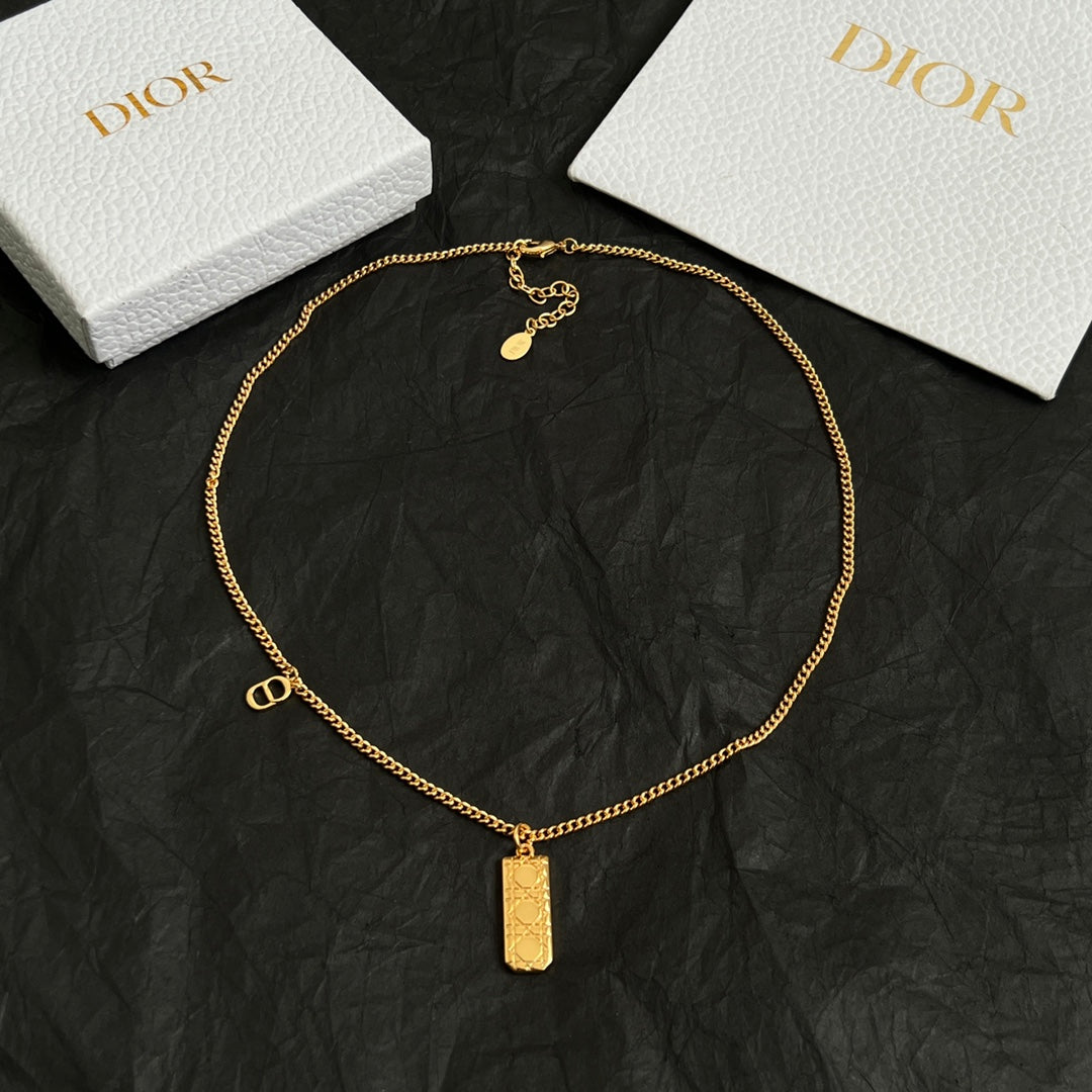 LuxluxHouse Best Quality Accessories Necklace Dior