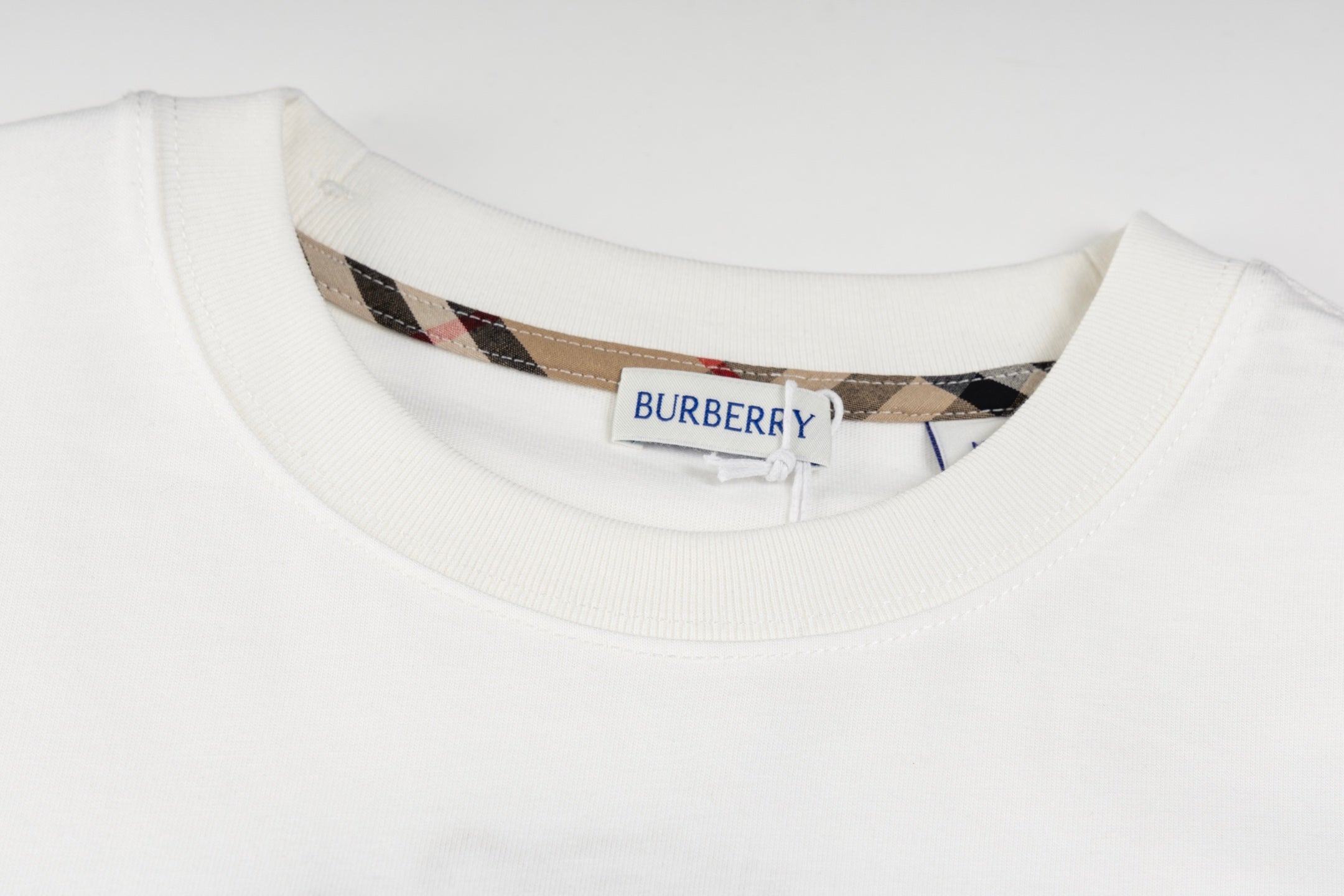 LuxluxHouse Best Quality Clothes Burberry T-shirt