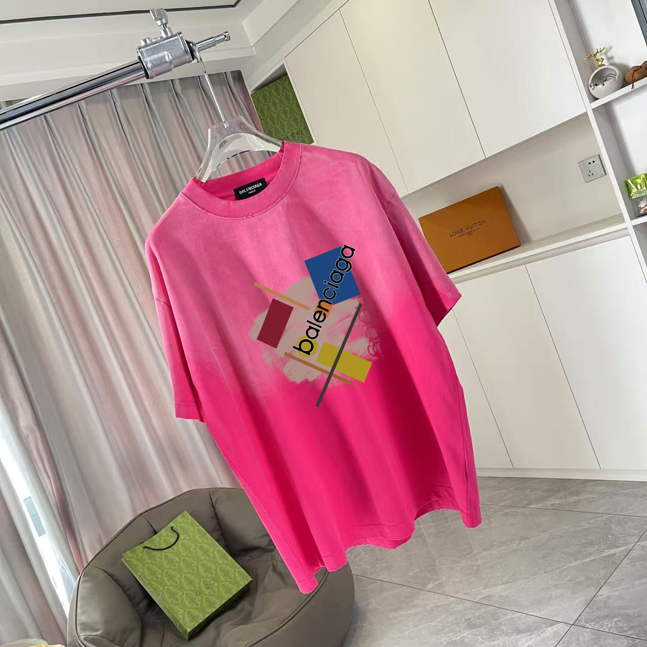 LuxluxHouse Best Quality Clothes Balenciaga T-shirt