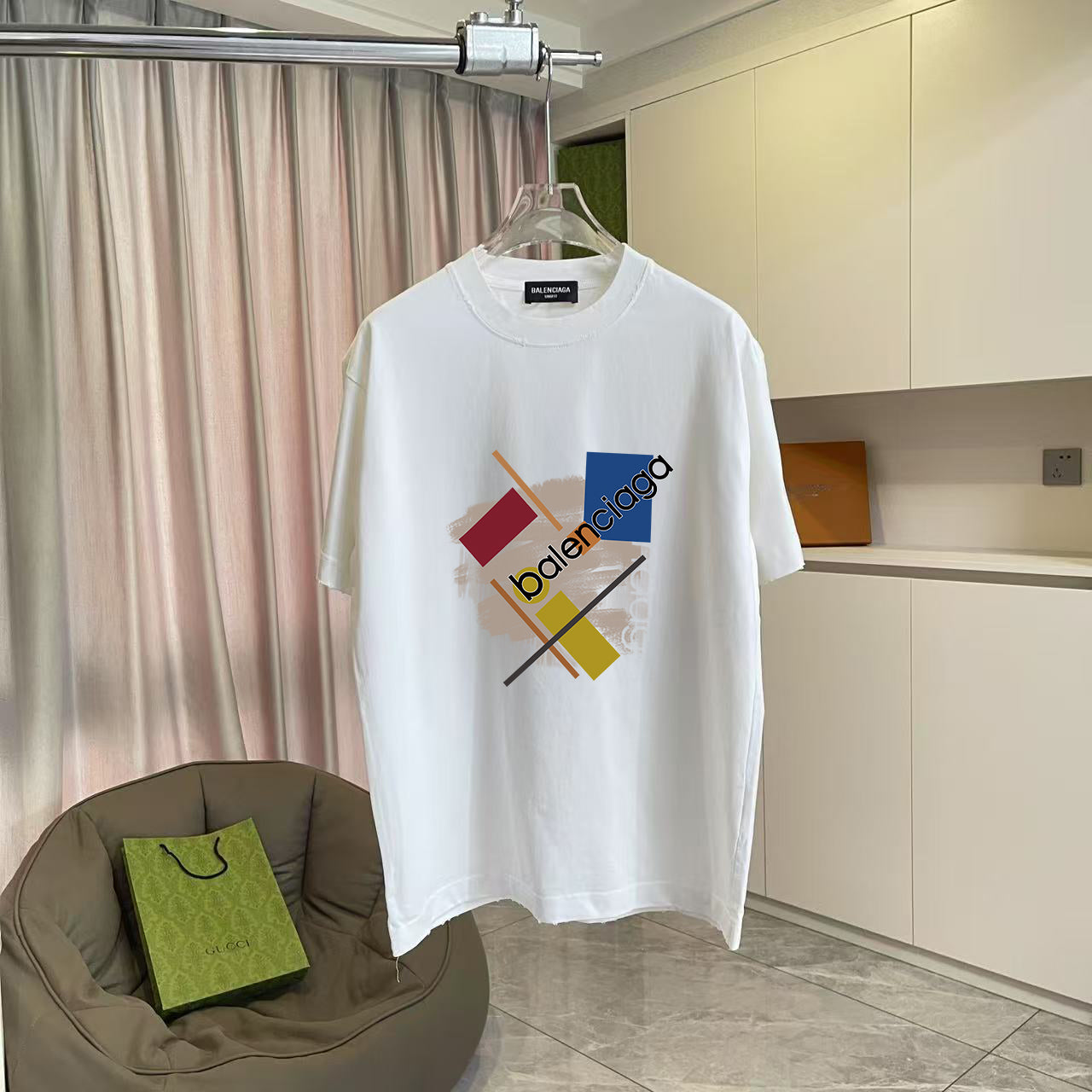 LuxluxHouse Best Quality Clothes Balenciaga T-shirt