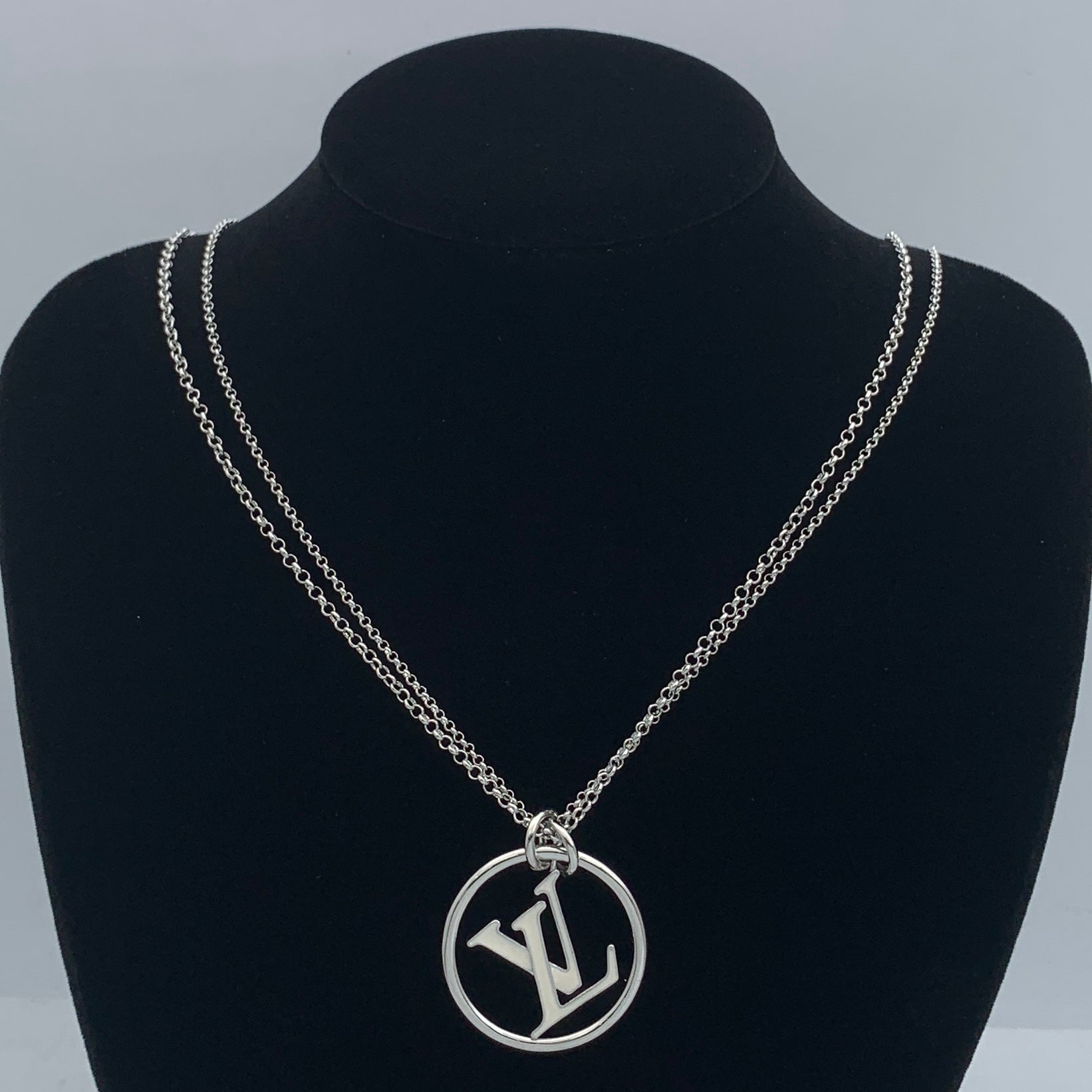 LuxluxHouse Low Price And High Quality Accessories Louis Vuitton