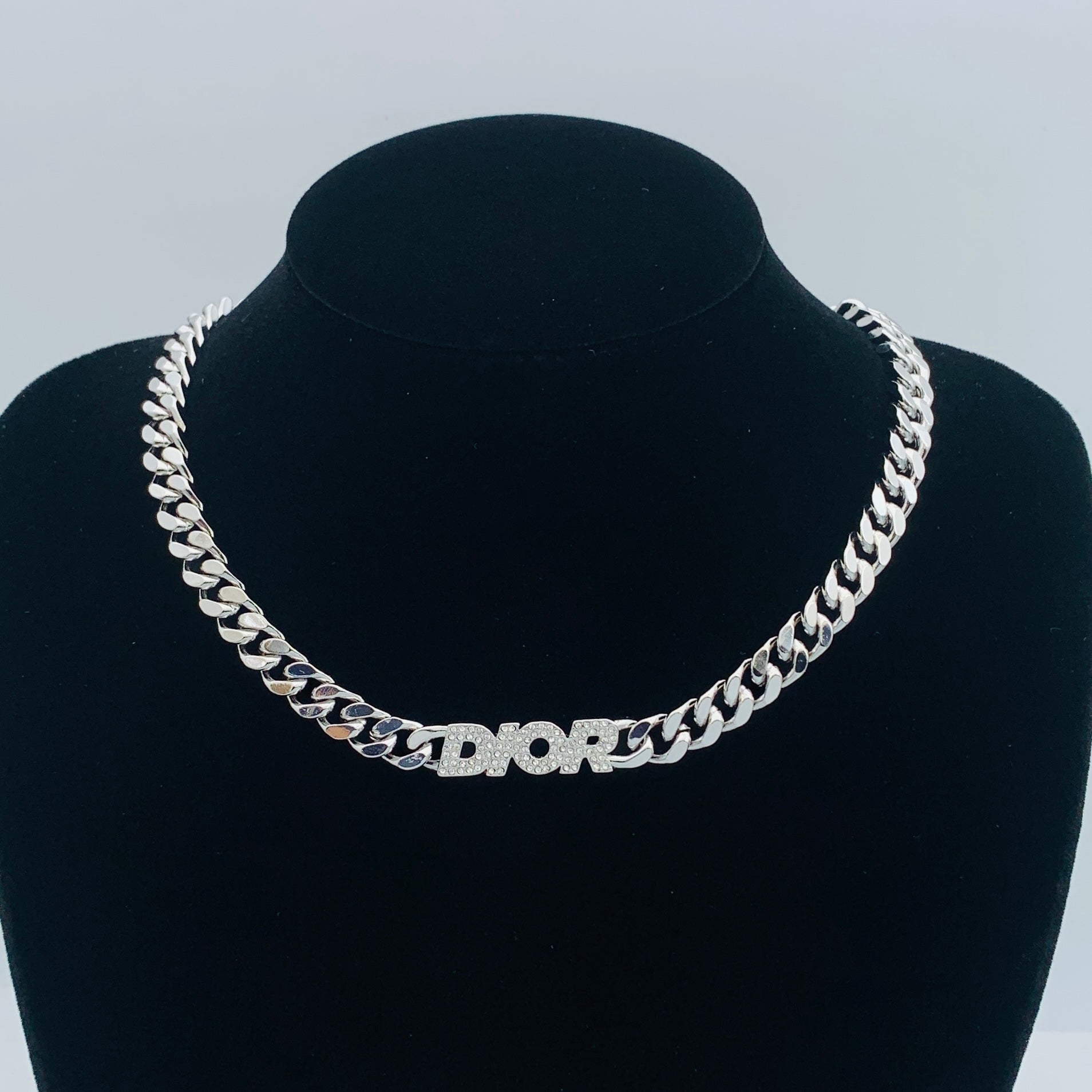 LuxluxHouse Low Price And High Quality Accessories Dior
