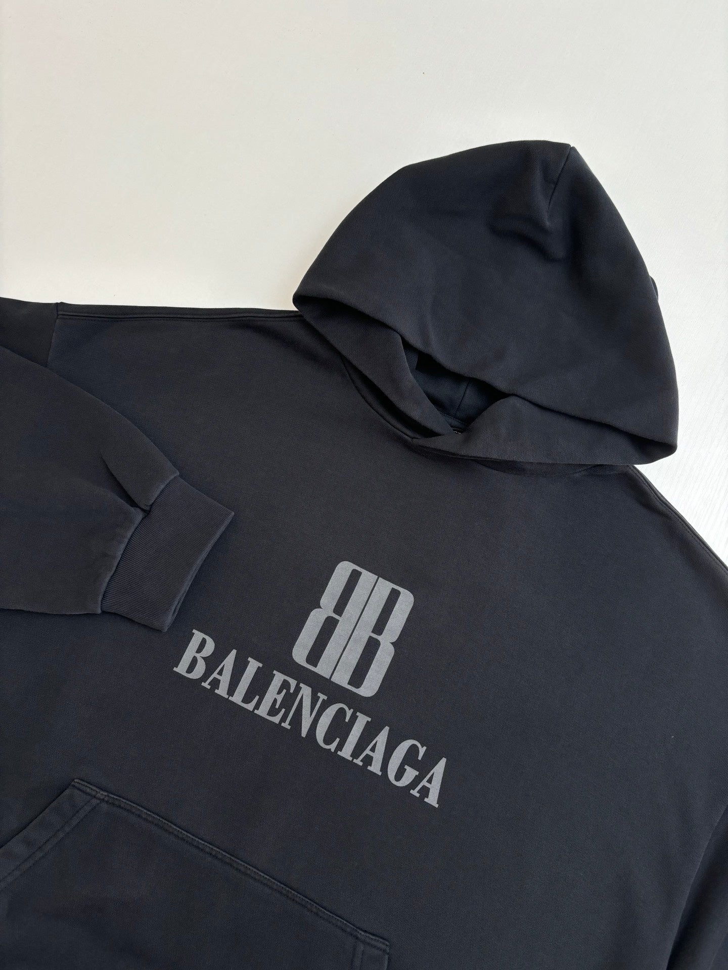 LuxluxHouse Best Quality Clothes Balenciaga Hoodie & Sweater