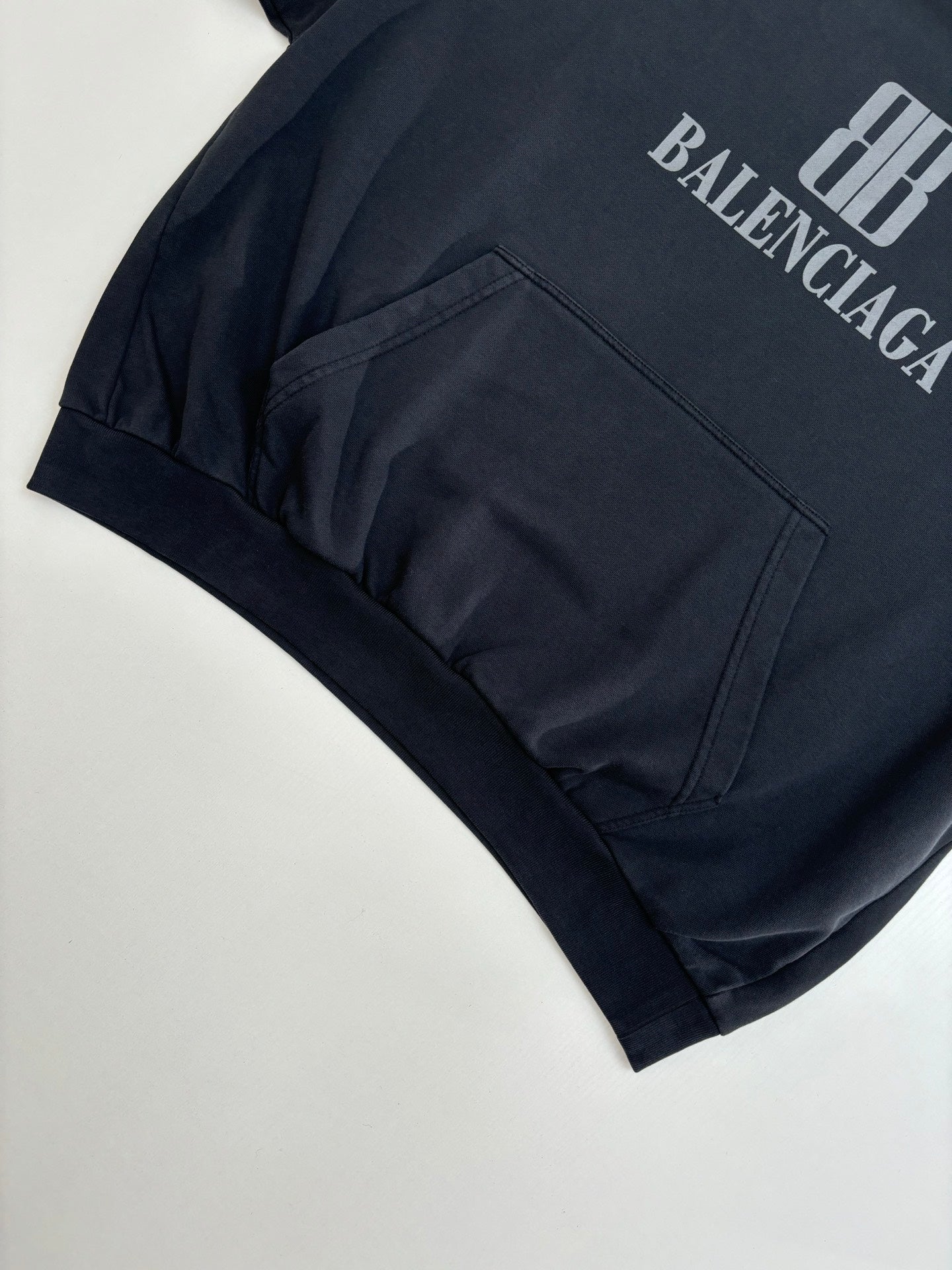 LuxluxHouse Best Quality Clothes Balenciaga Hoodie & Sweater