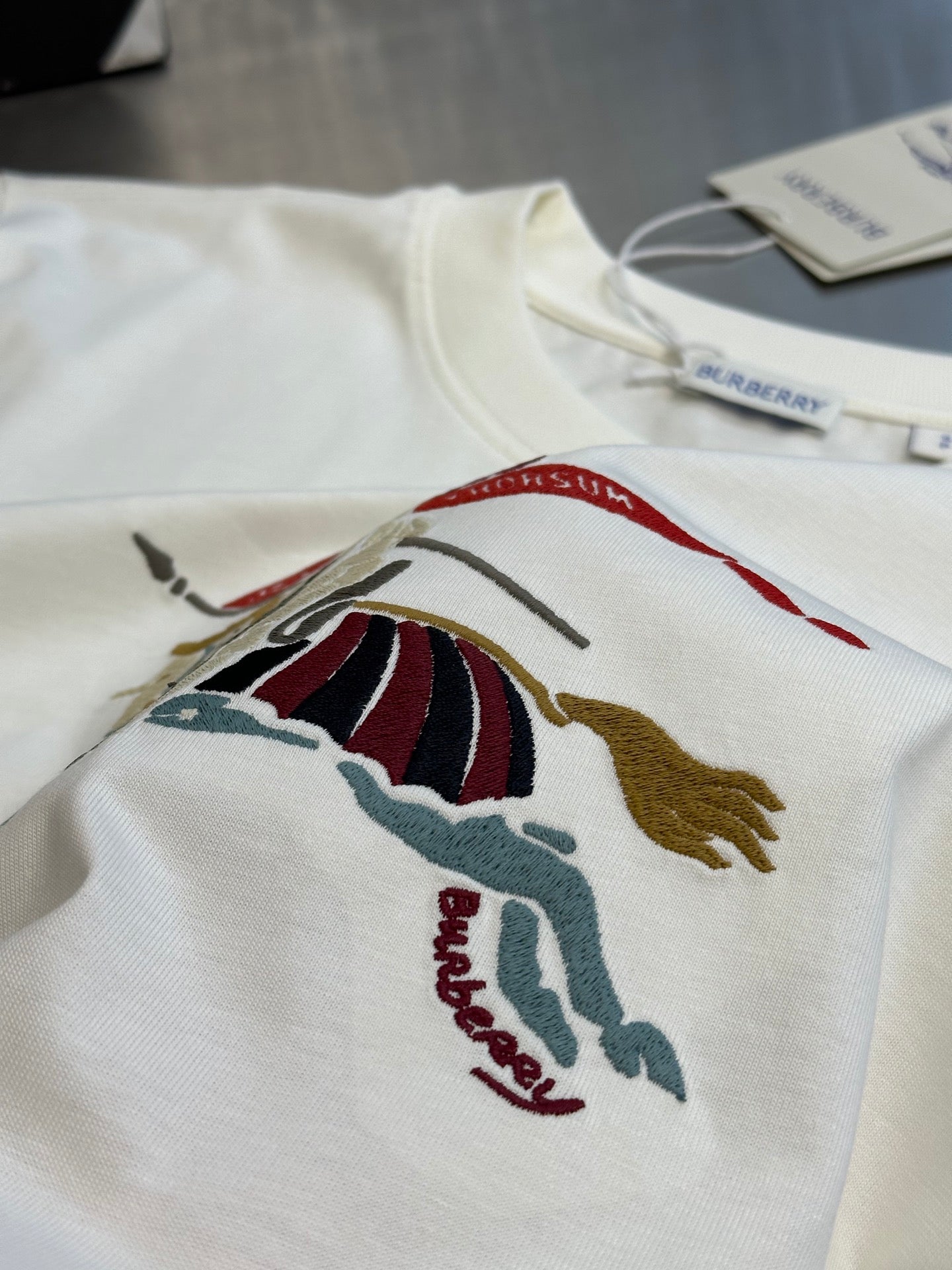 LuxluxHouse Best Quality Clothes Burberry T-shirt