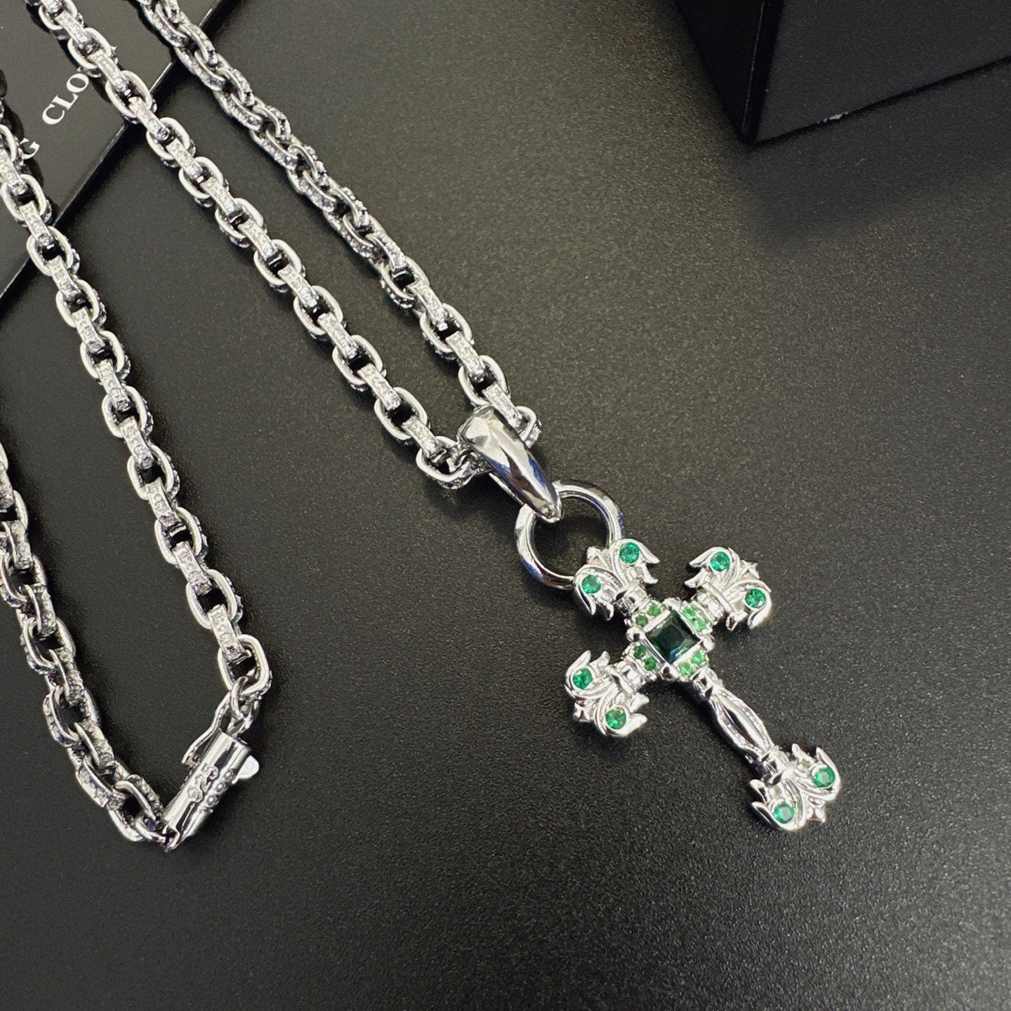 LuxluxHouse Best Quality Accessories Necklace Chrome Hearts