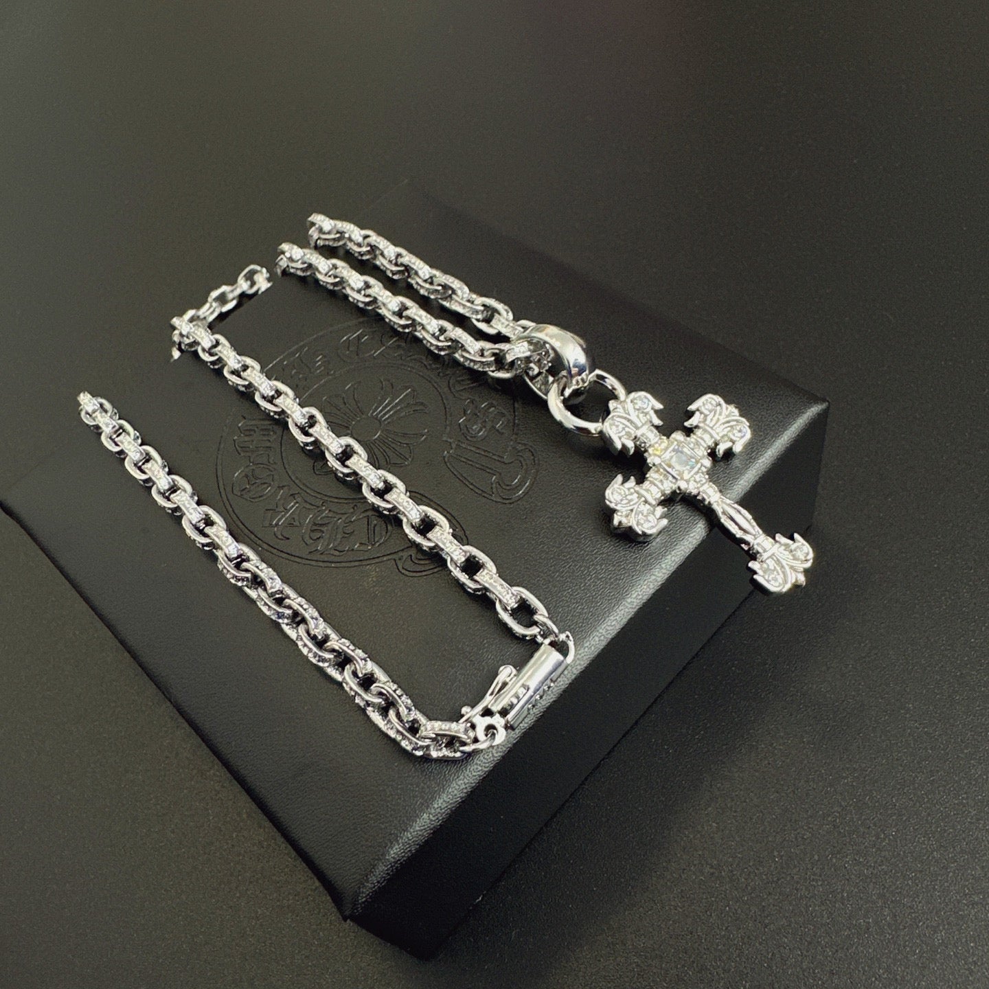 LuxluxHouse Best Quality Accessories Necklace Chrome Hearts