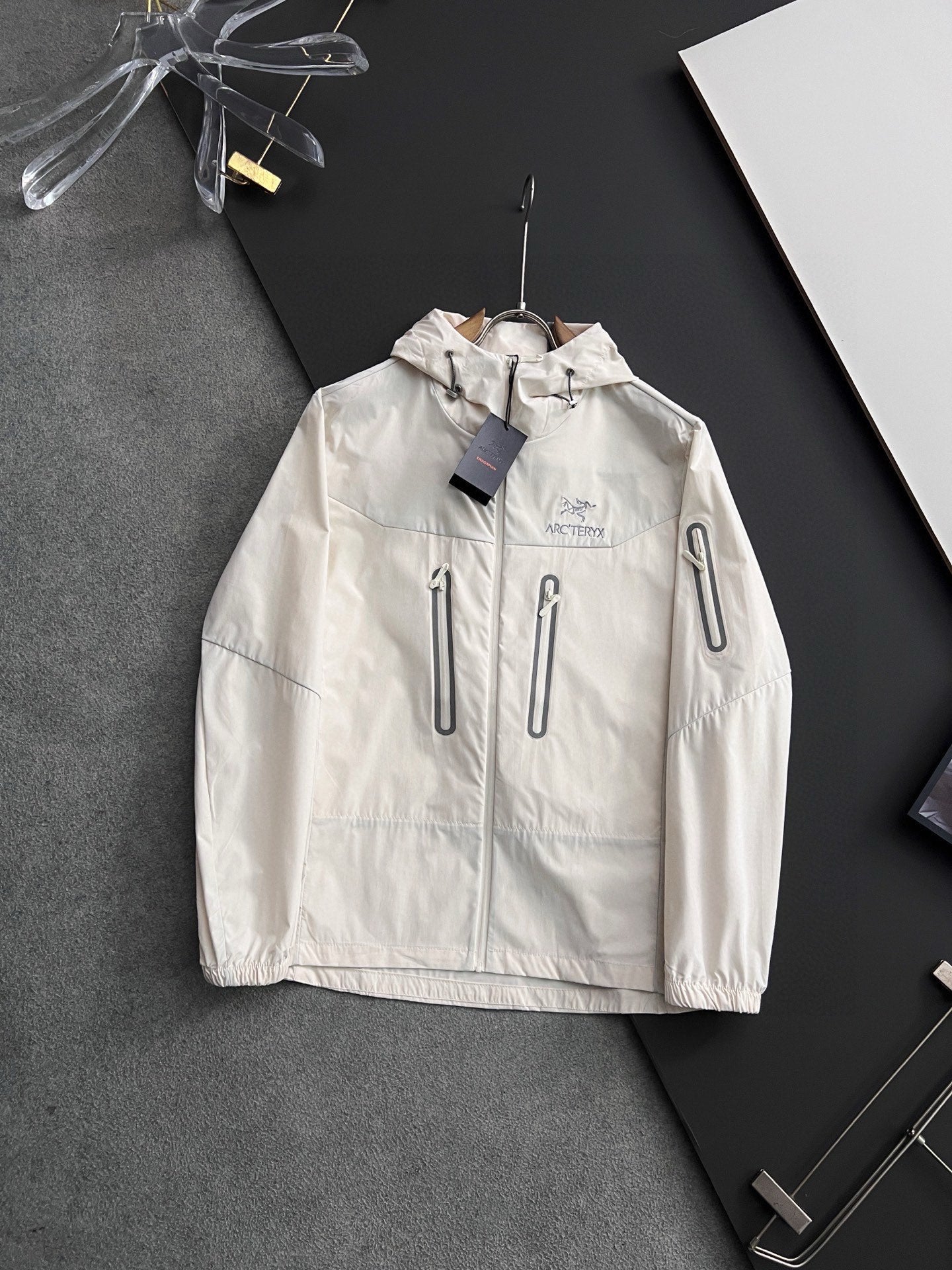 LuxluxHouse Best Quality Clothes Coats & Jackets Arcteryx