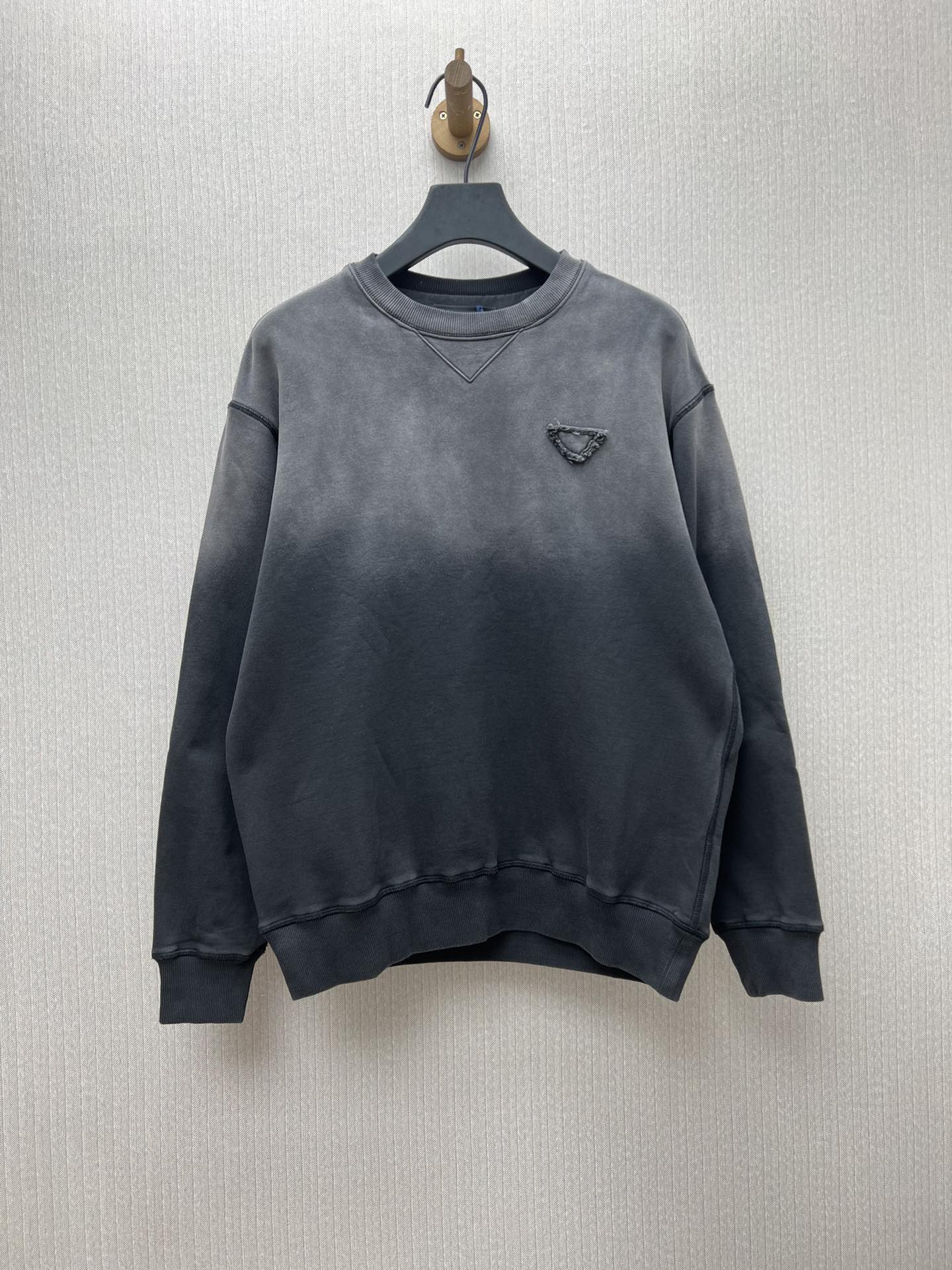 LuxluxHouse Best Quality Clothes Hoodie & Sweater Prada