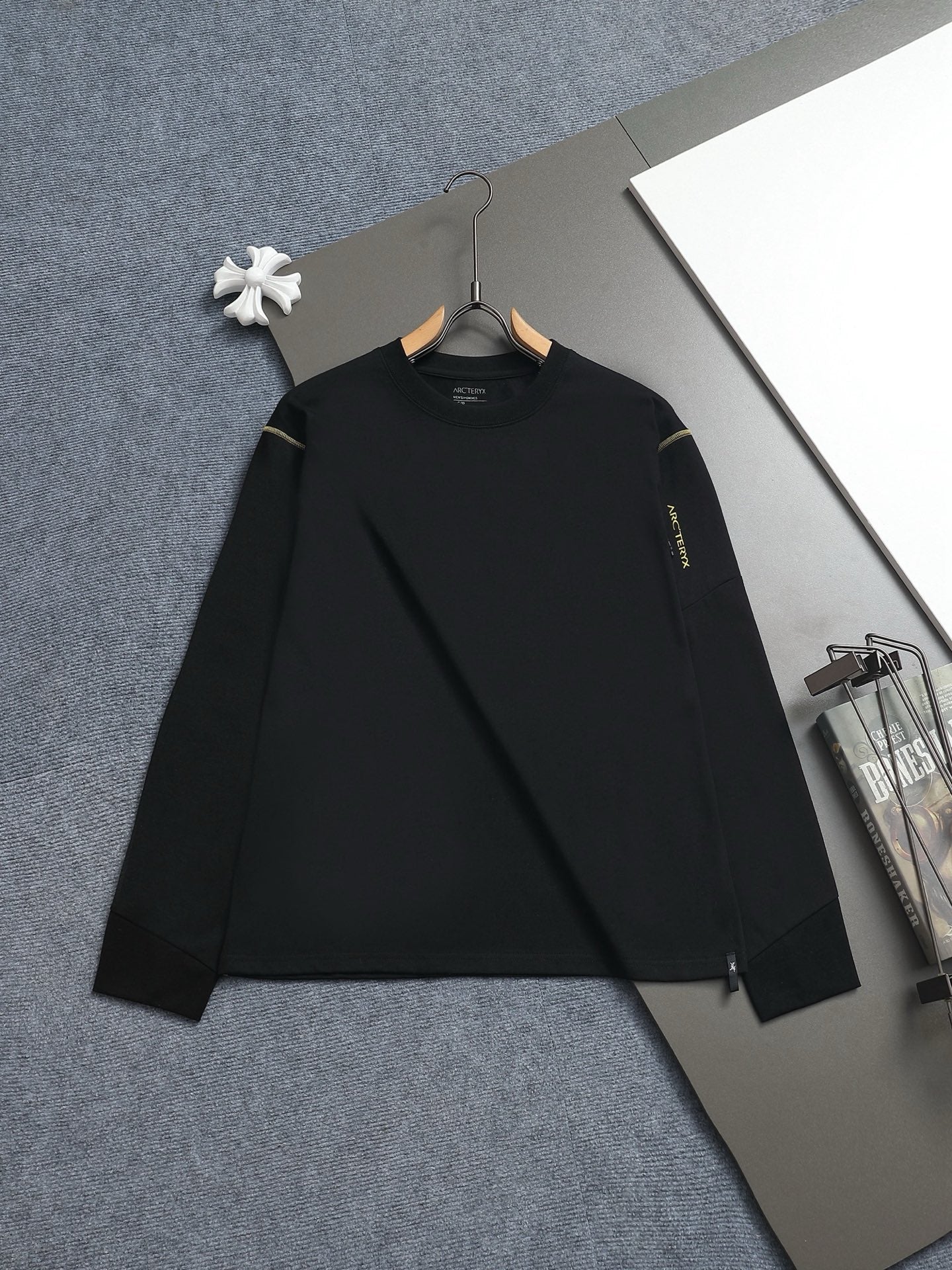 LuxluxHouse Best Quality Clothes T-shirt Arcteryx