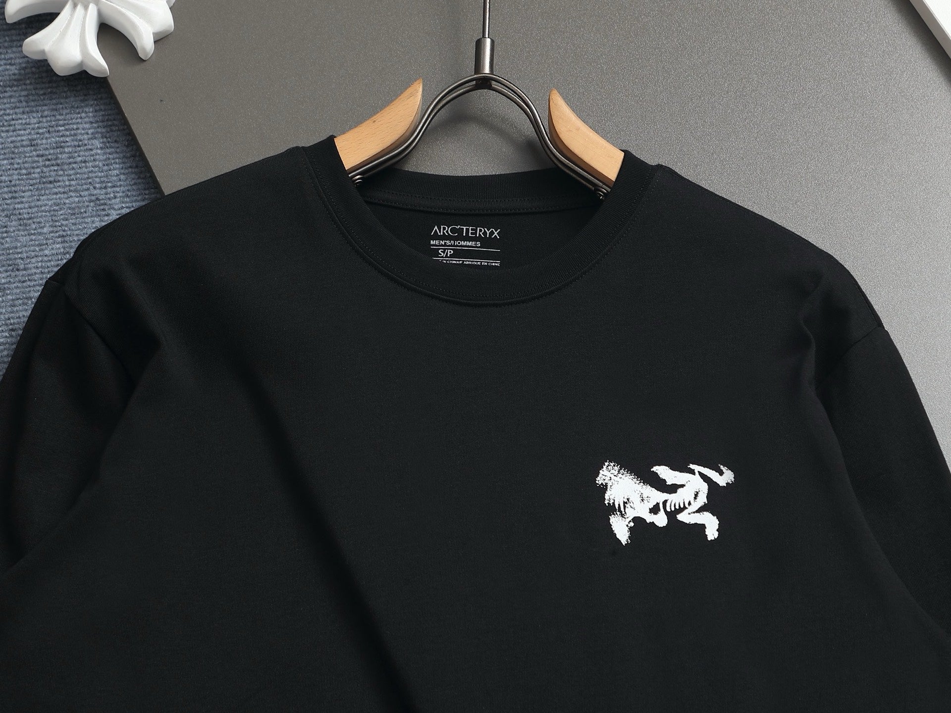 LuxluxHouse Best Quality Clothes T-shirt Arcteryx