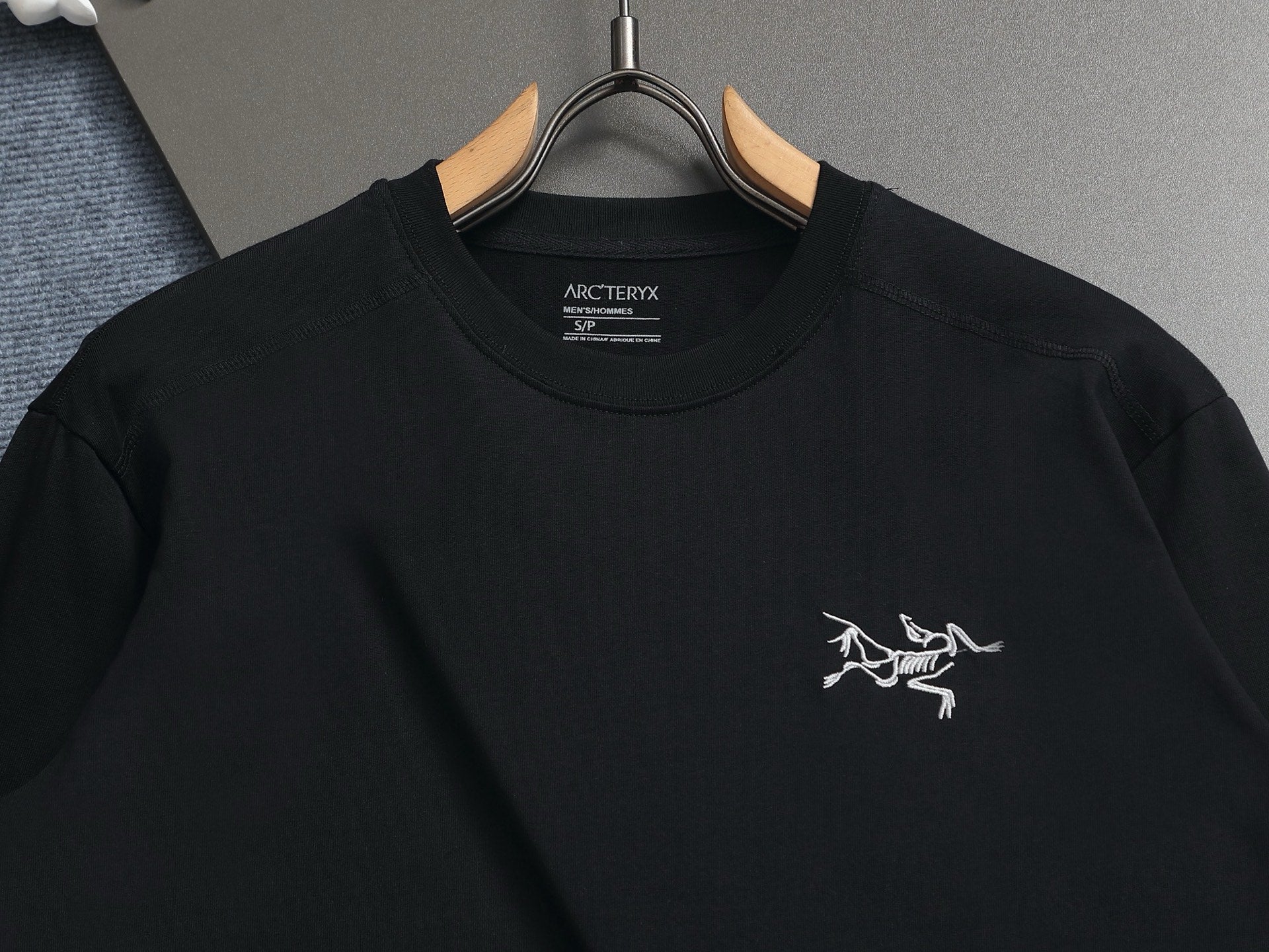 LuxluxHouse Best Quality Clothes T-shirt Arcteryx