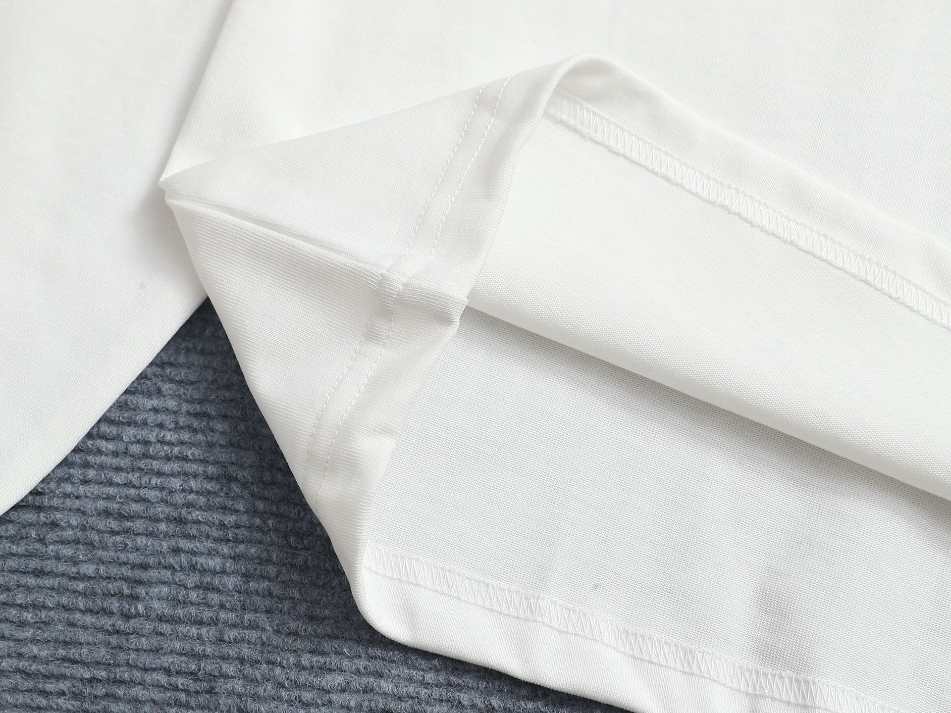 LuxluxHouse Best Quality Clothes T-shirt Arcteryx