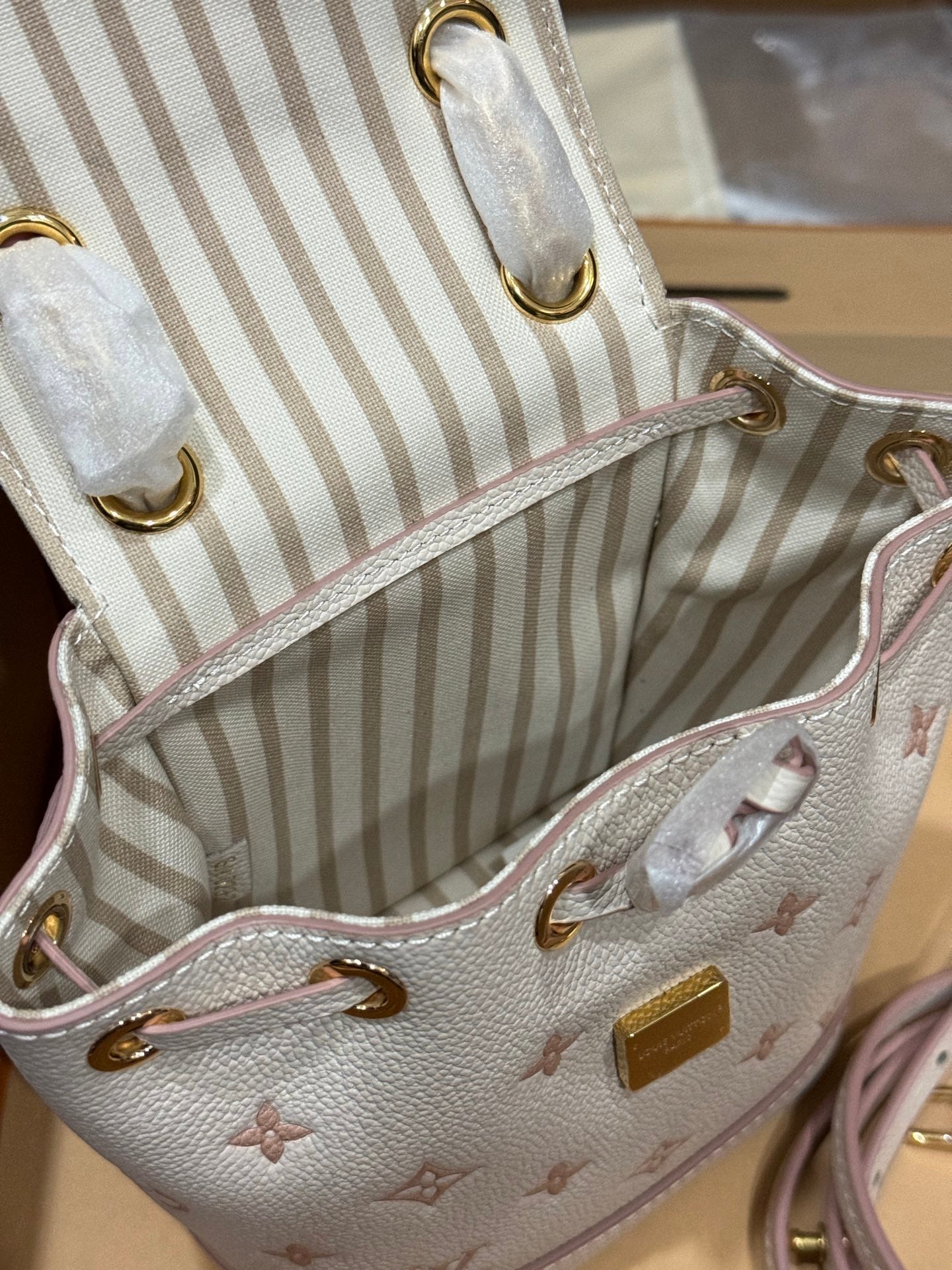 LuxluxHouse Best Quality Bags  Louis Vuitton