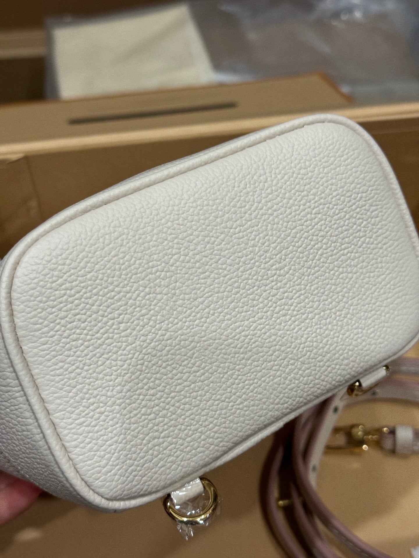 LuxluxHouse Best Quality Bags  Louis Vuitton