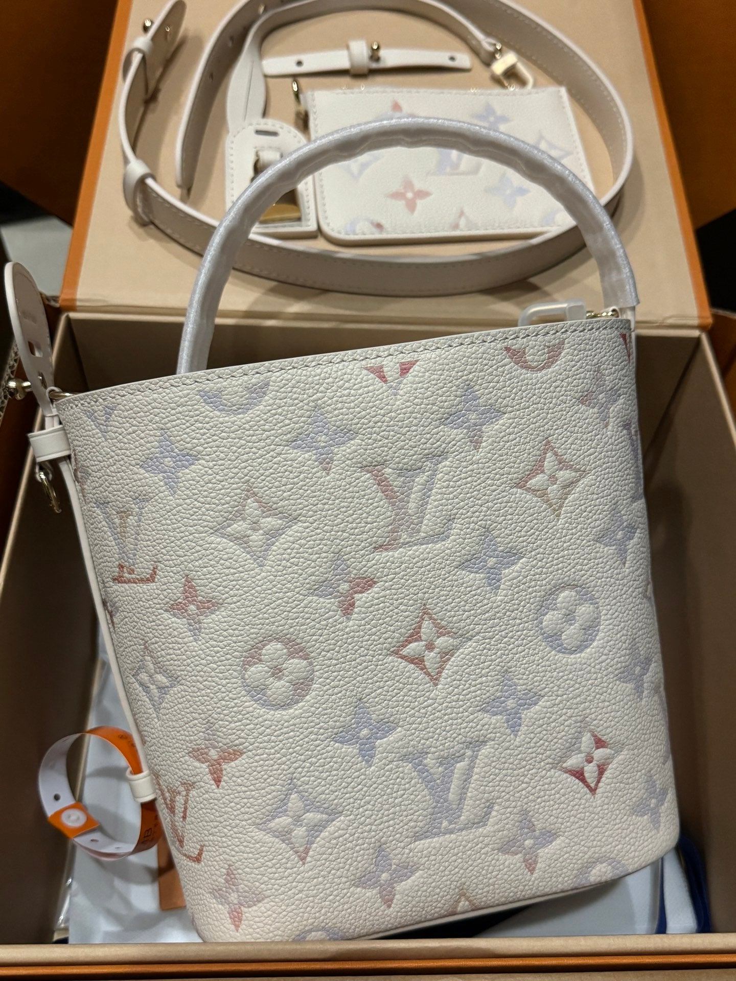 LuxluxHouse Best Quality Bags  Louis Vuitton