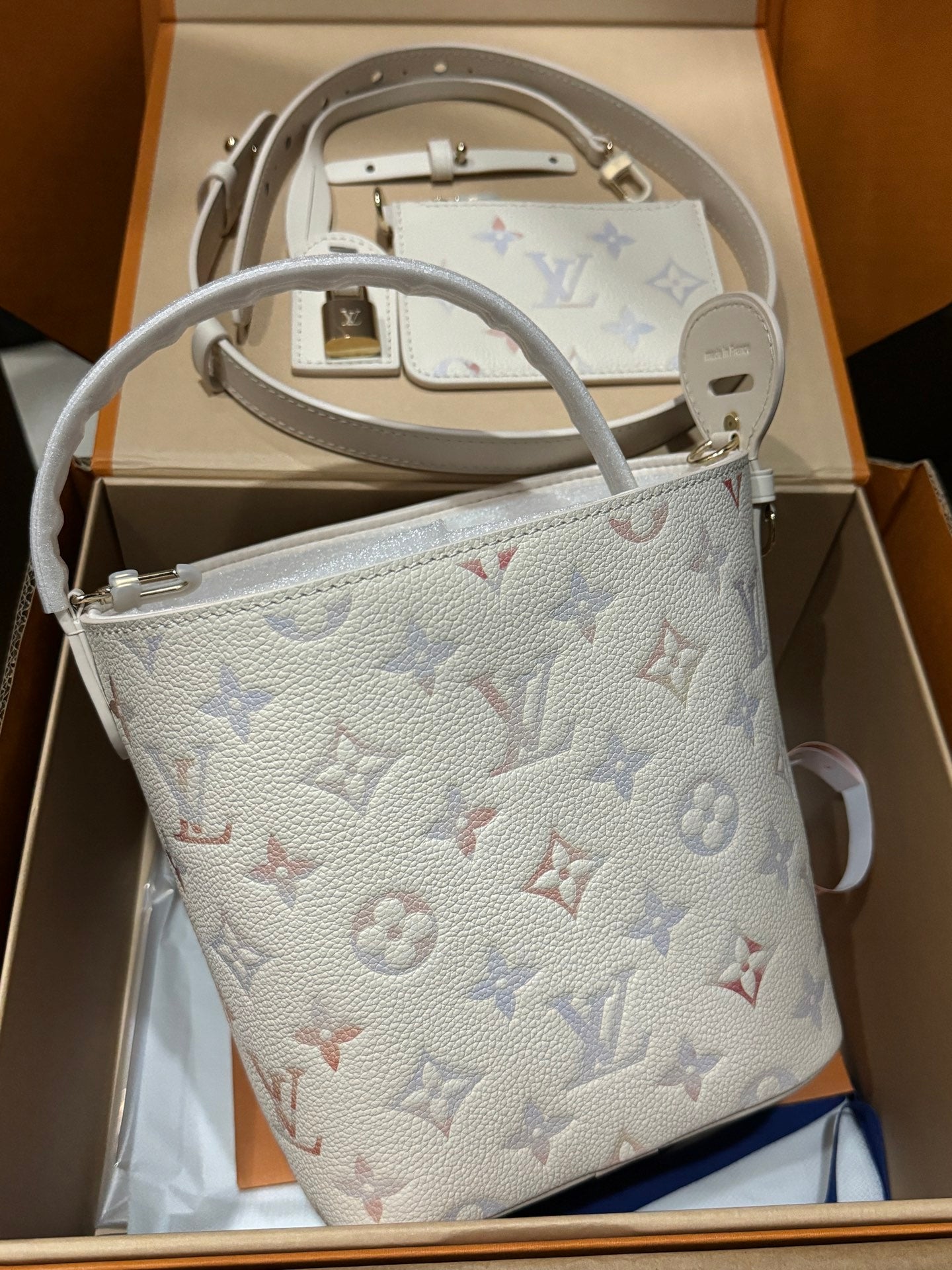 LuxluxHouse Best Quality Bags  Louis Vuitton