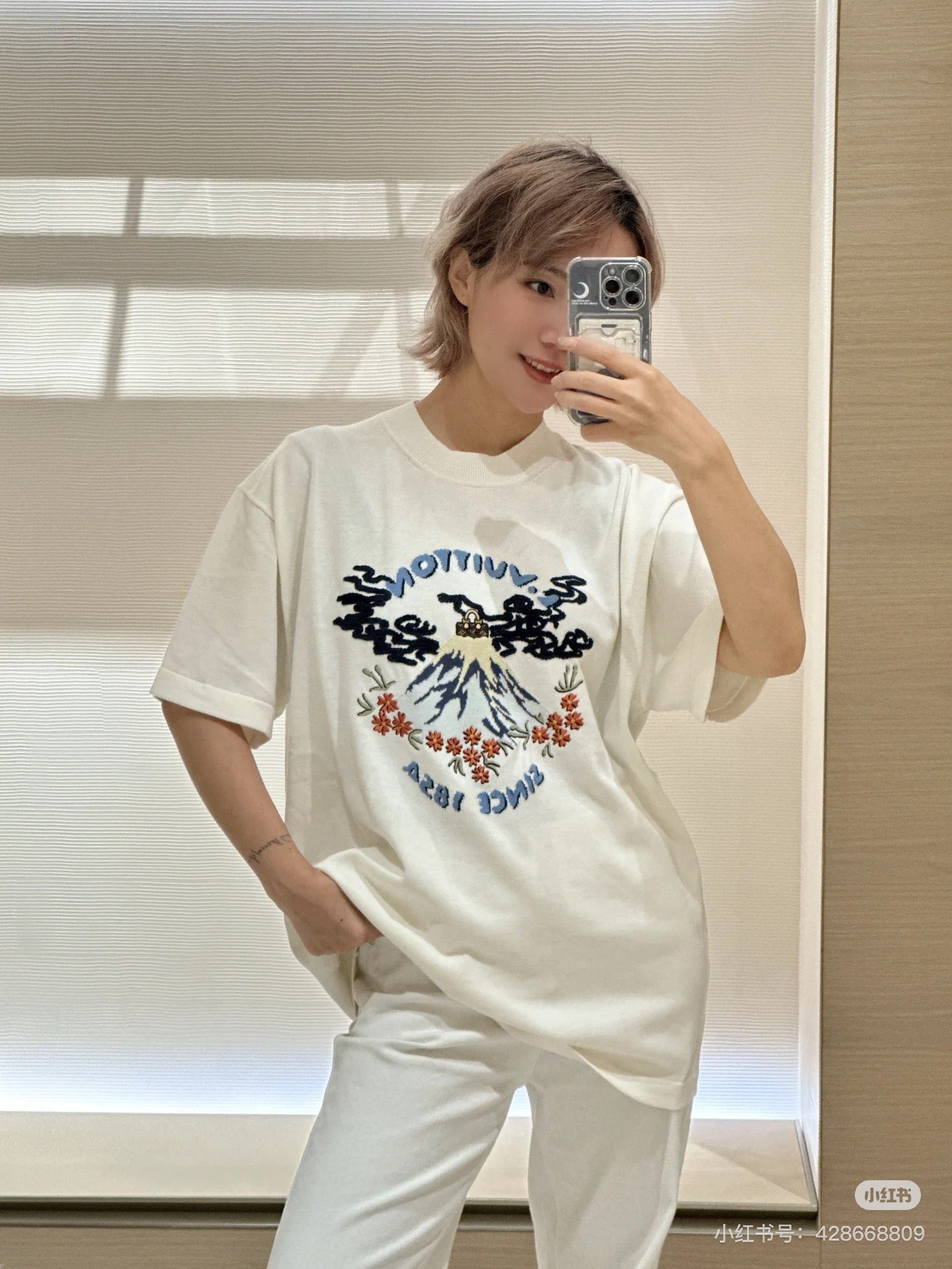 LuxluxHouse Best Quality Clothes T-shirt Louis Vuitton