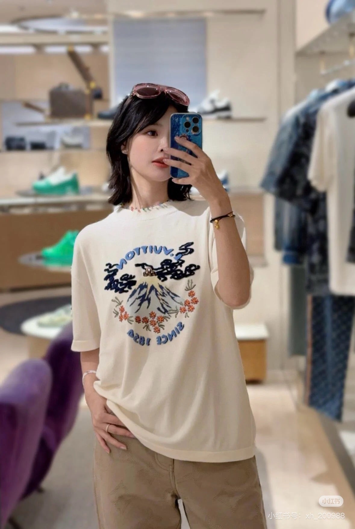 LuxluxHouse Best Quality Clothes T-shirt Louis Vuitton