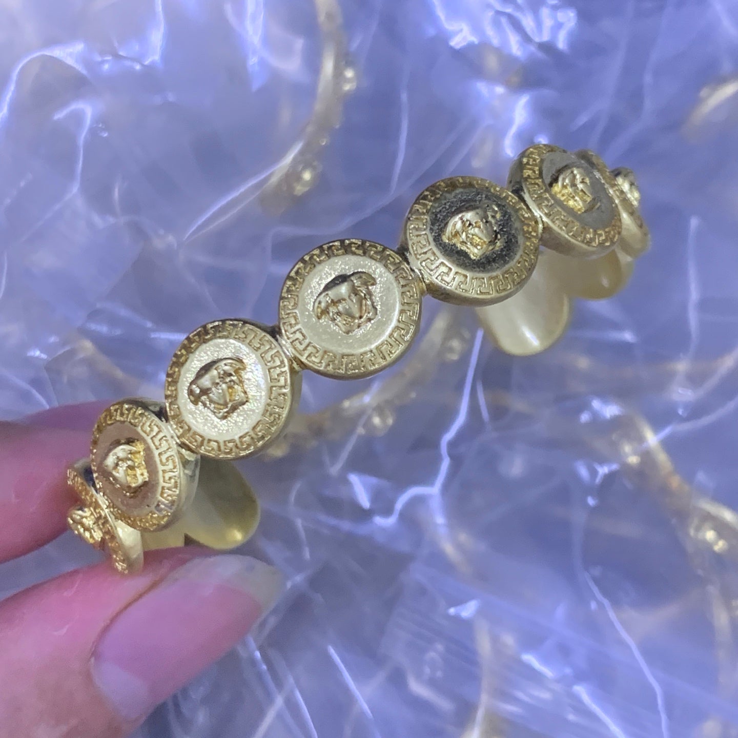 LuxluxHouse Low Price And High Quality Accessories Versace