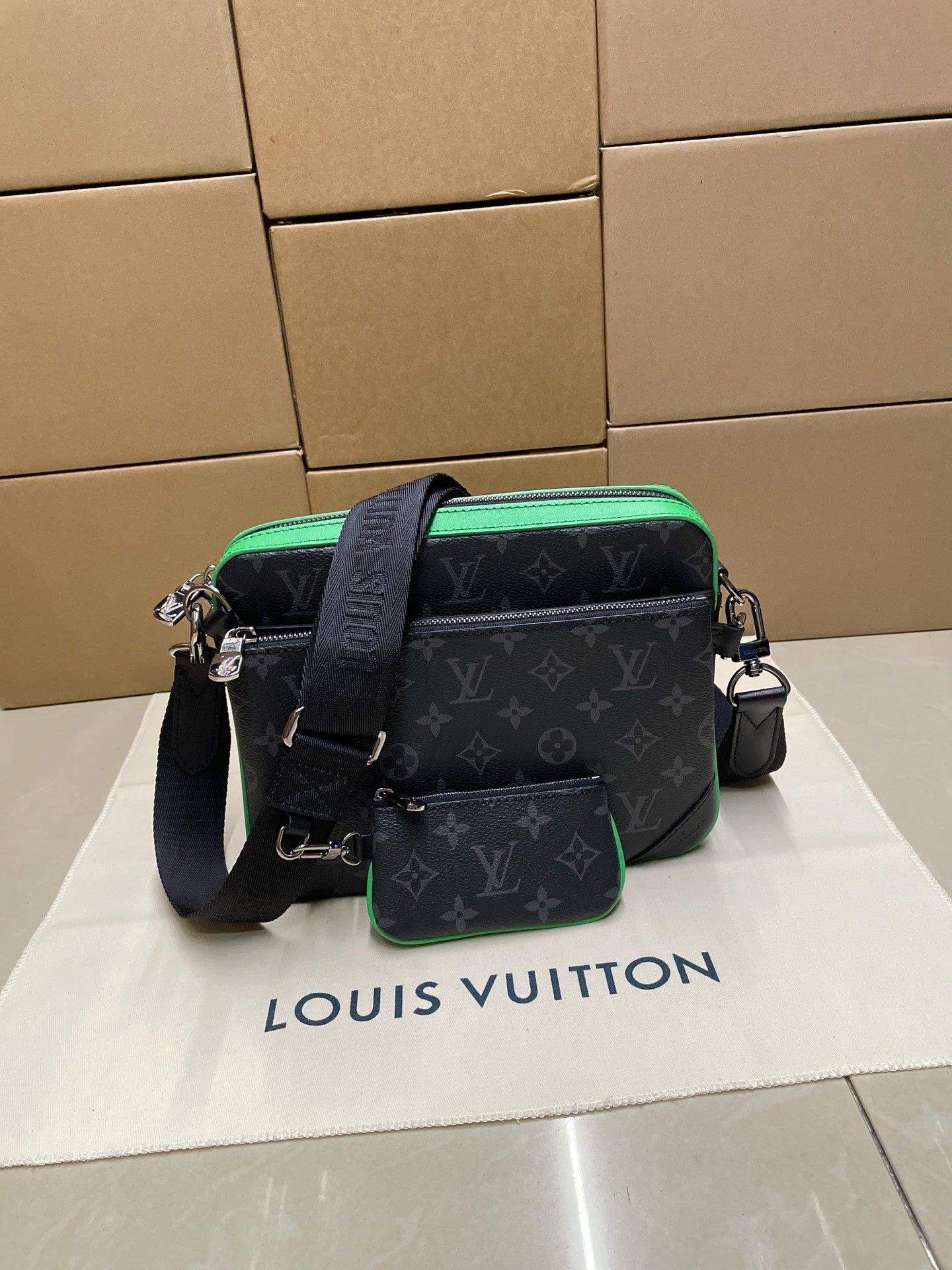 LuxluxHouse Best Quality Bags Louis Vuitton Men