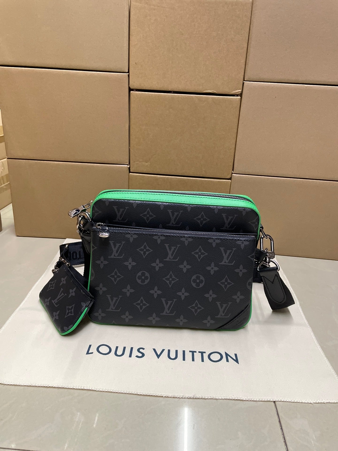 LuxluxHouse Best Quality Bags Louis Vuitton Men