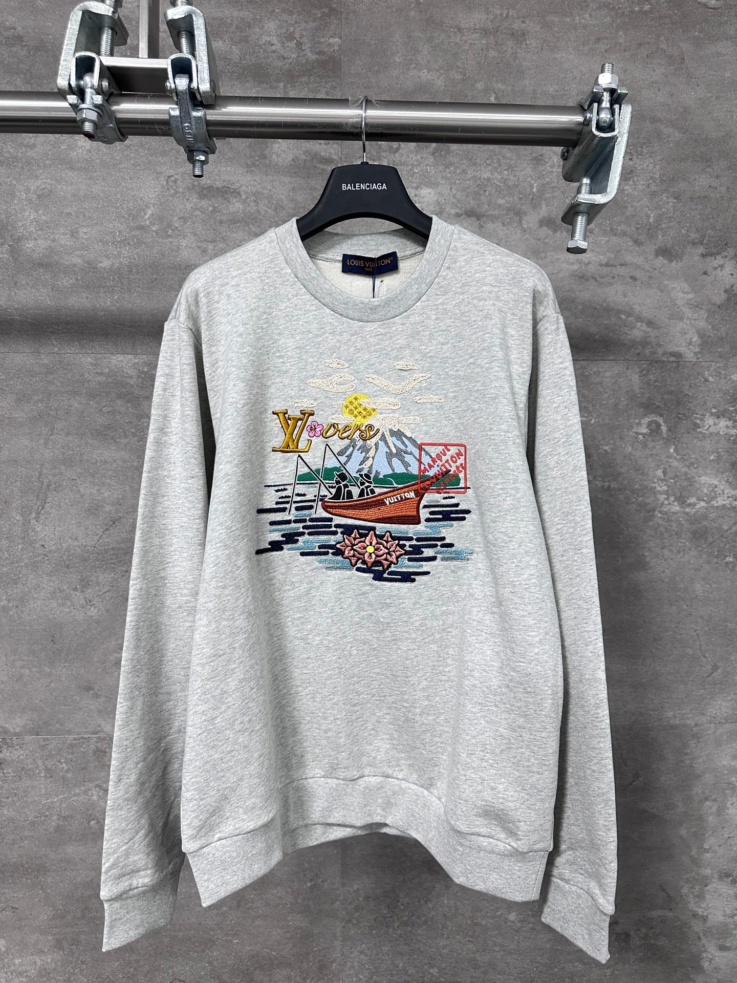 LuxluxHouse Best Quality Clothes Hoodie & Sweater Louis Vuitton