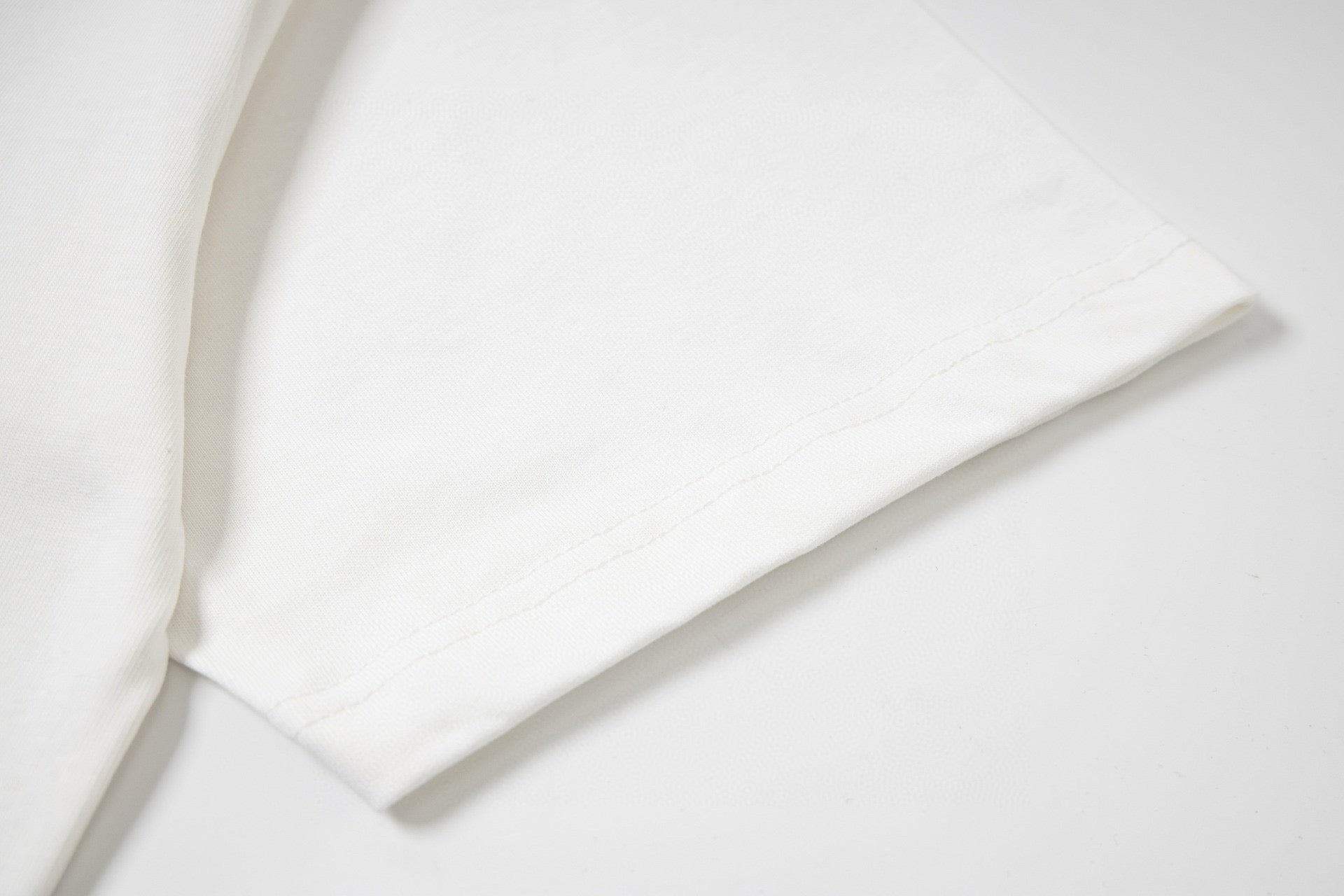 LuxluxHouse Best Quality Clothes T-shirt Arcteryx