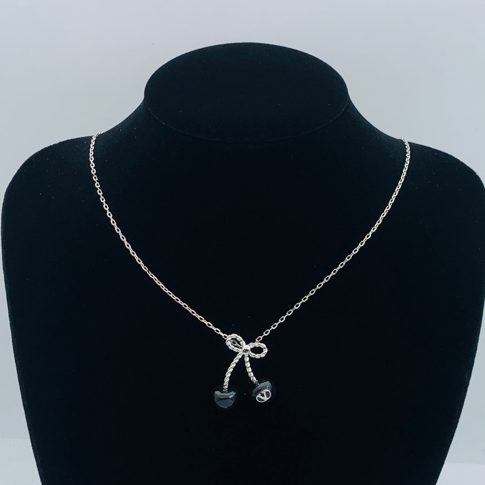 LuxluxHouse Low Price And High Quality Accessories Valentino