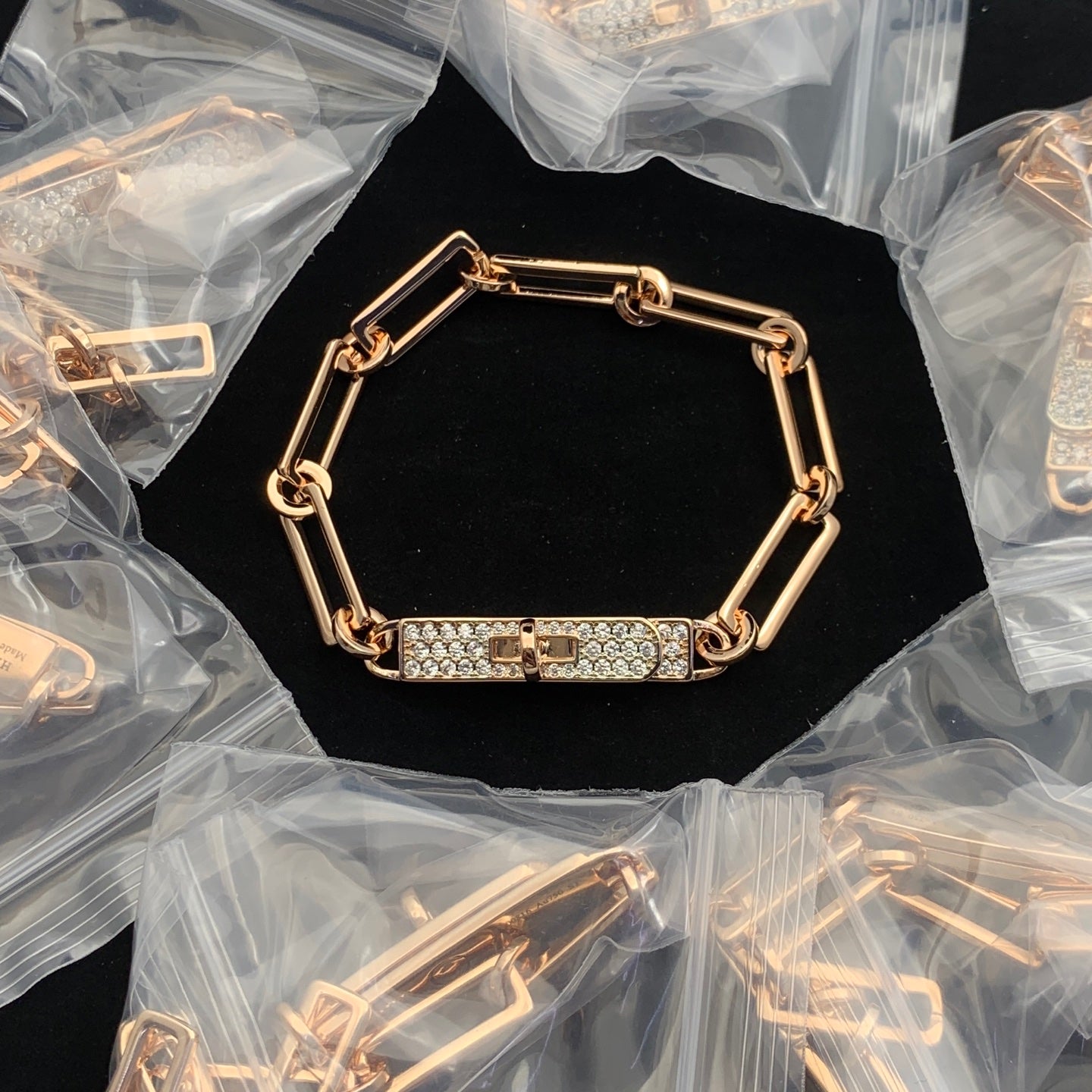 LuxluxHouse Low Price And High Quality Accessories Hermes