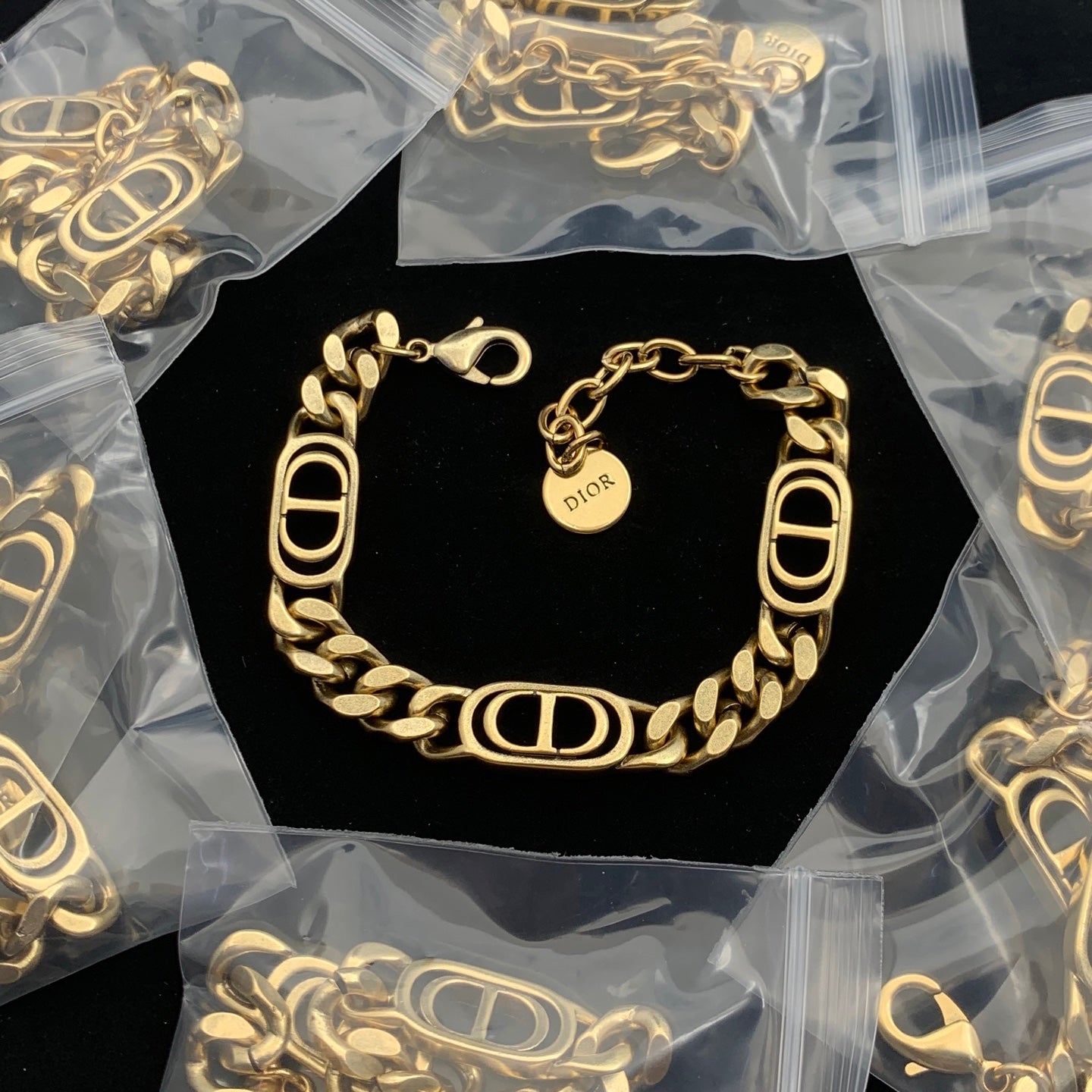 LuxluxHouse Low Price And High Quality Accessories Dior