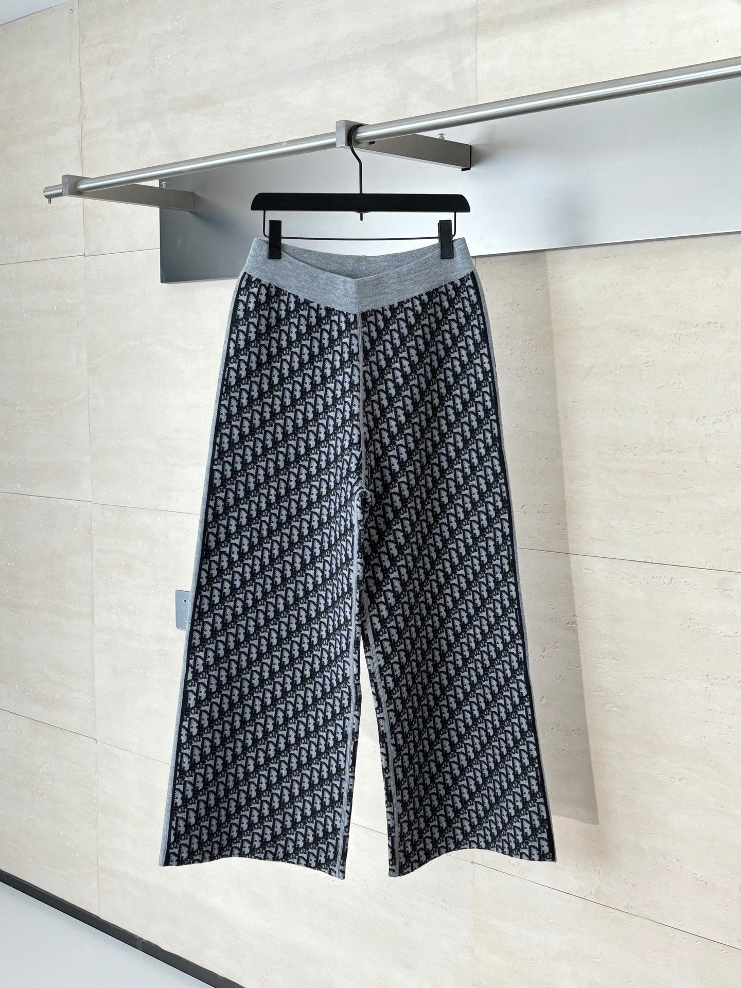 LuxluxHouse Best Quality Clothes Pants Dior