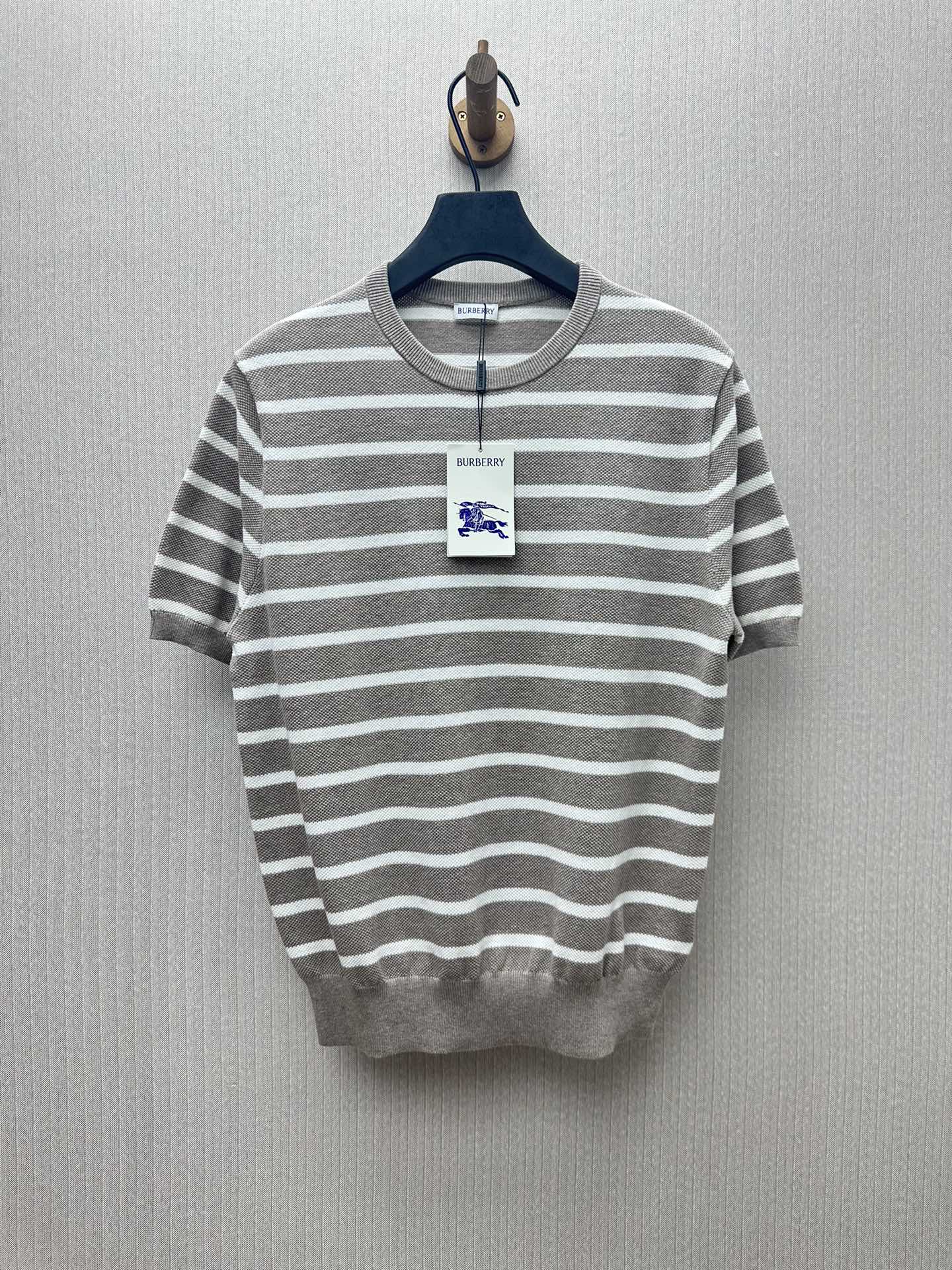 LuxluxHouse Best Quality Clothes Burberry T-shirt