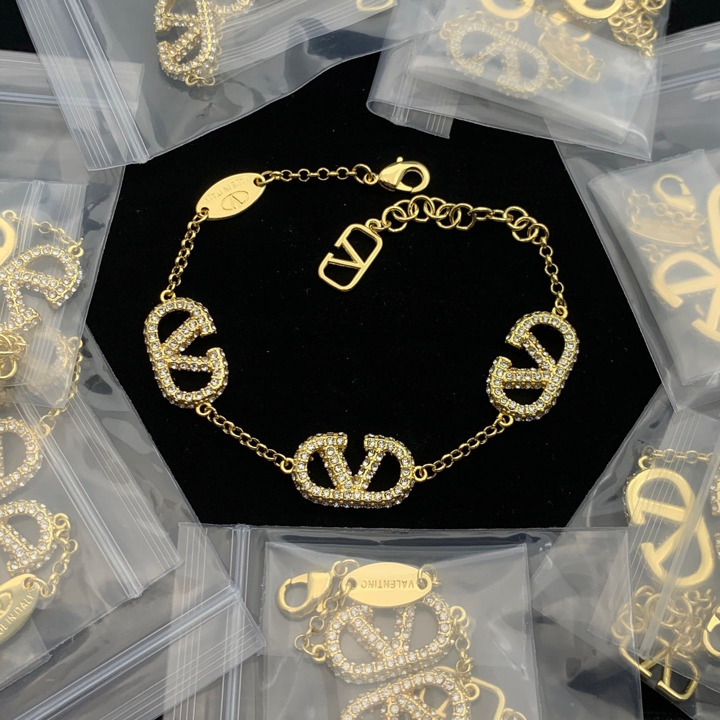 LuxluxHouse Low Price And High Quality Accessories Valentino