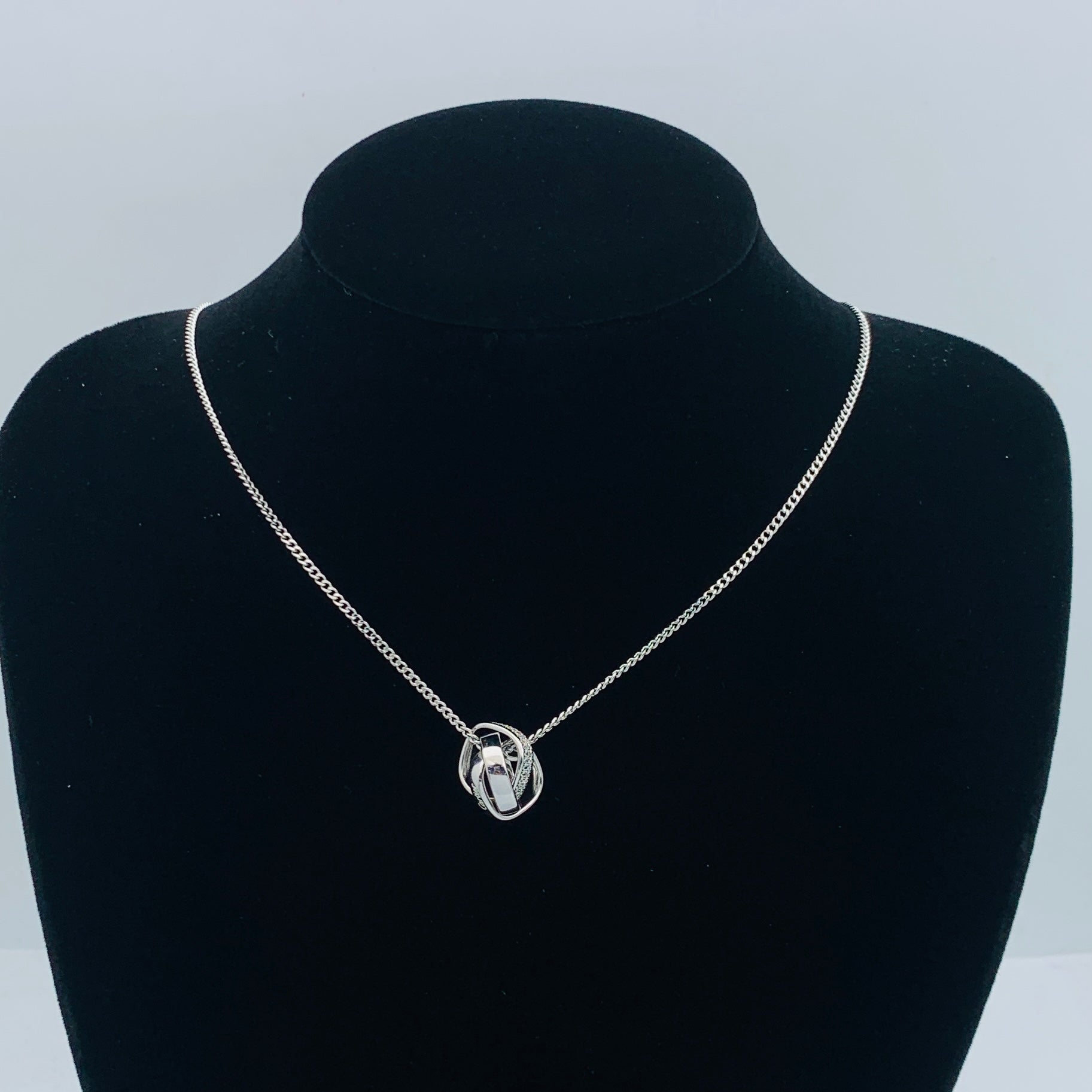 LuxluxHouse Low Price And High Quality Accessories Cartier