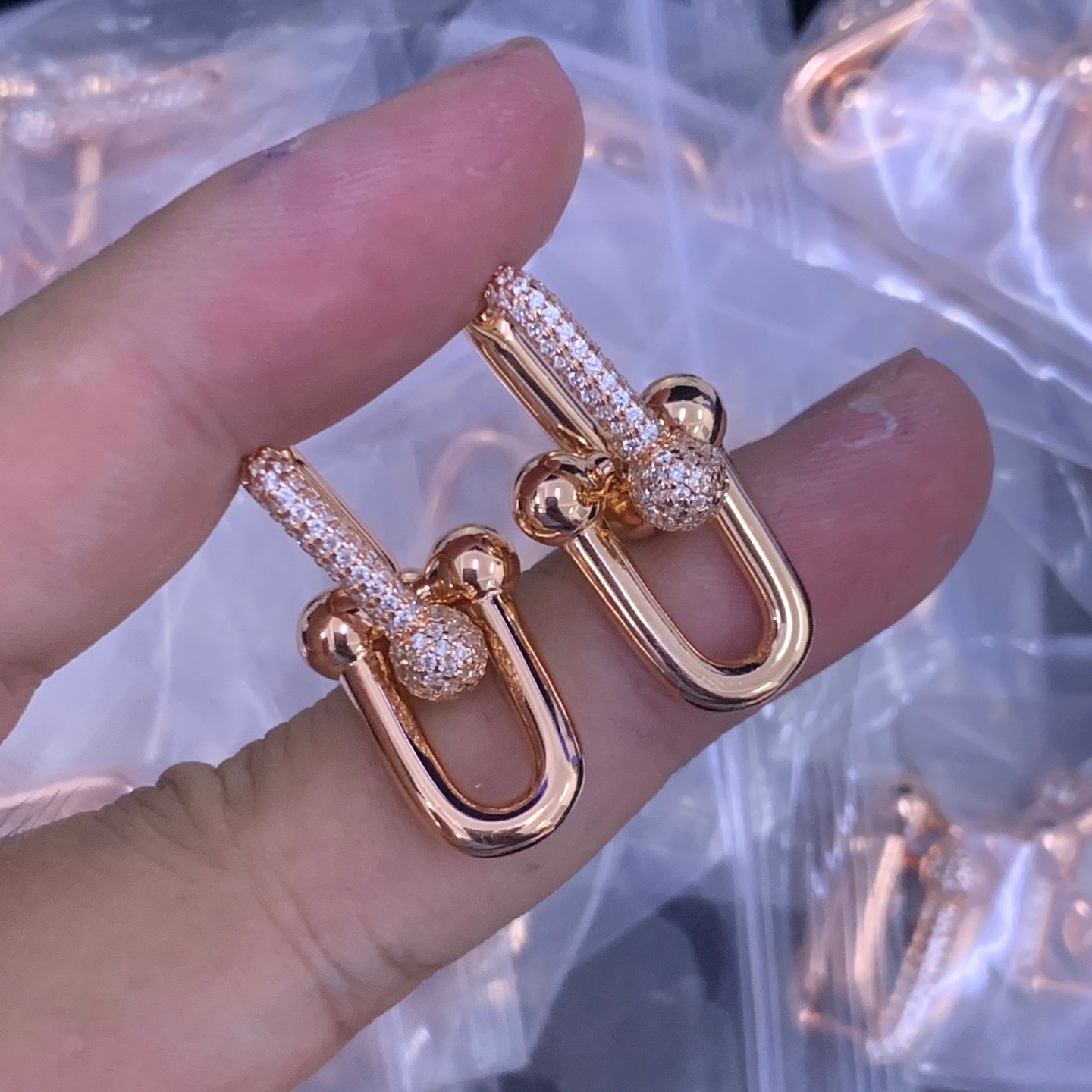 LuxluxHouse Low Price And High Quality Accessories Tiffany