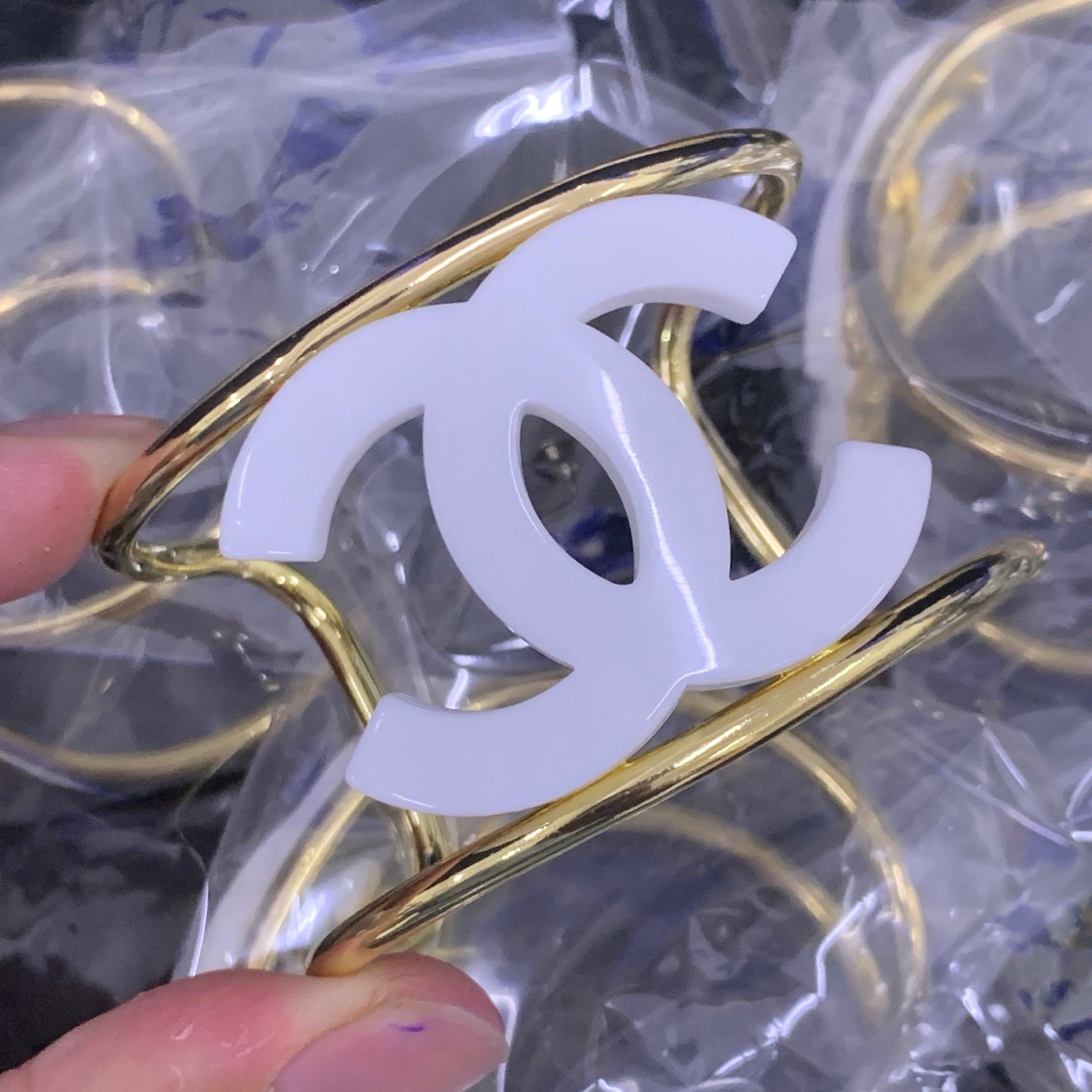 LuxluxHouse Low Price And High Quality Accessories Chanel