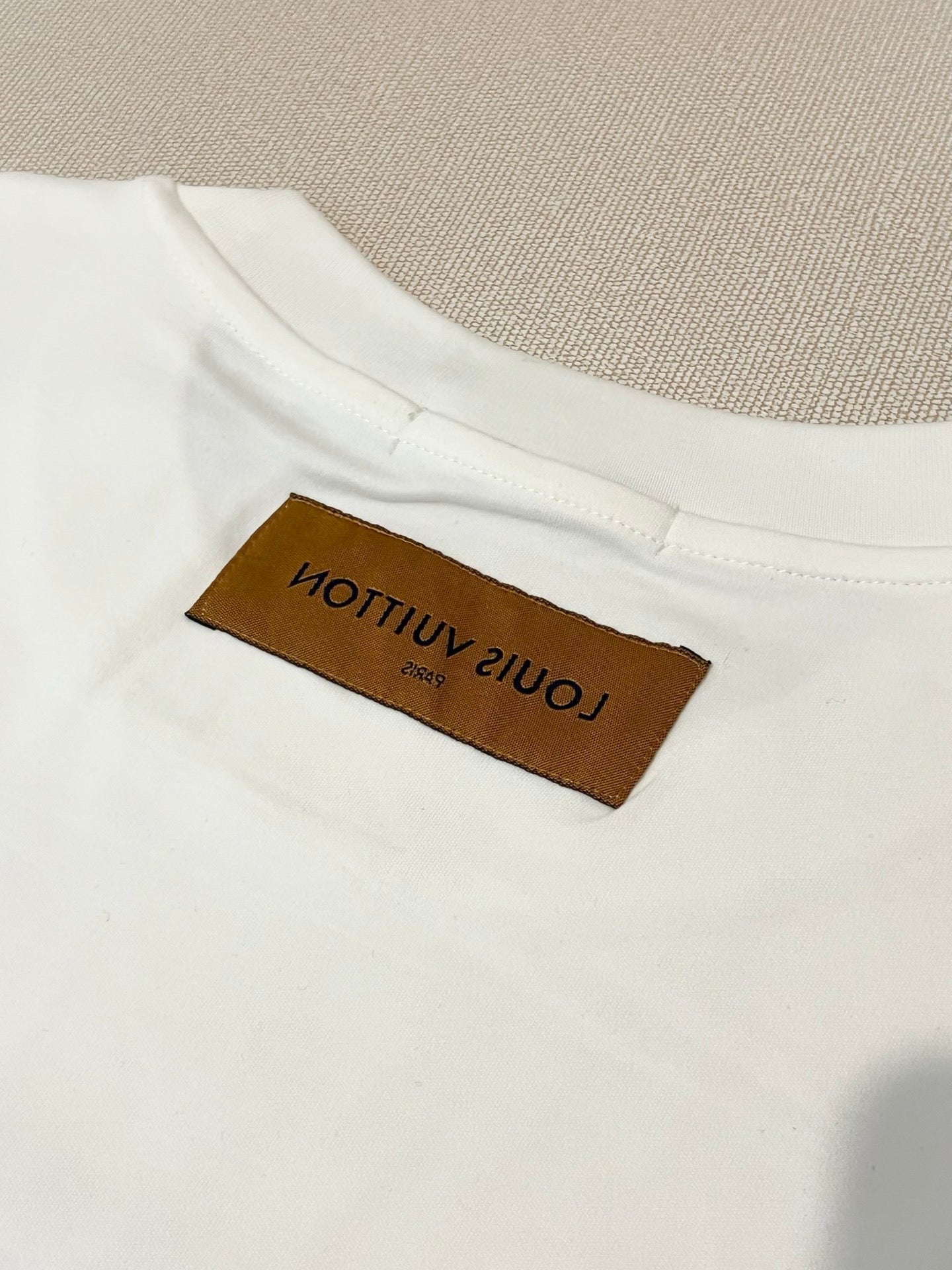 LuxluxHouse Best Quality Clothes T-shirt Louis Vuitton