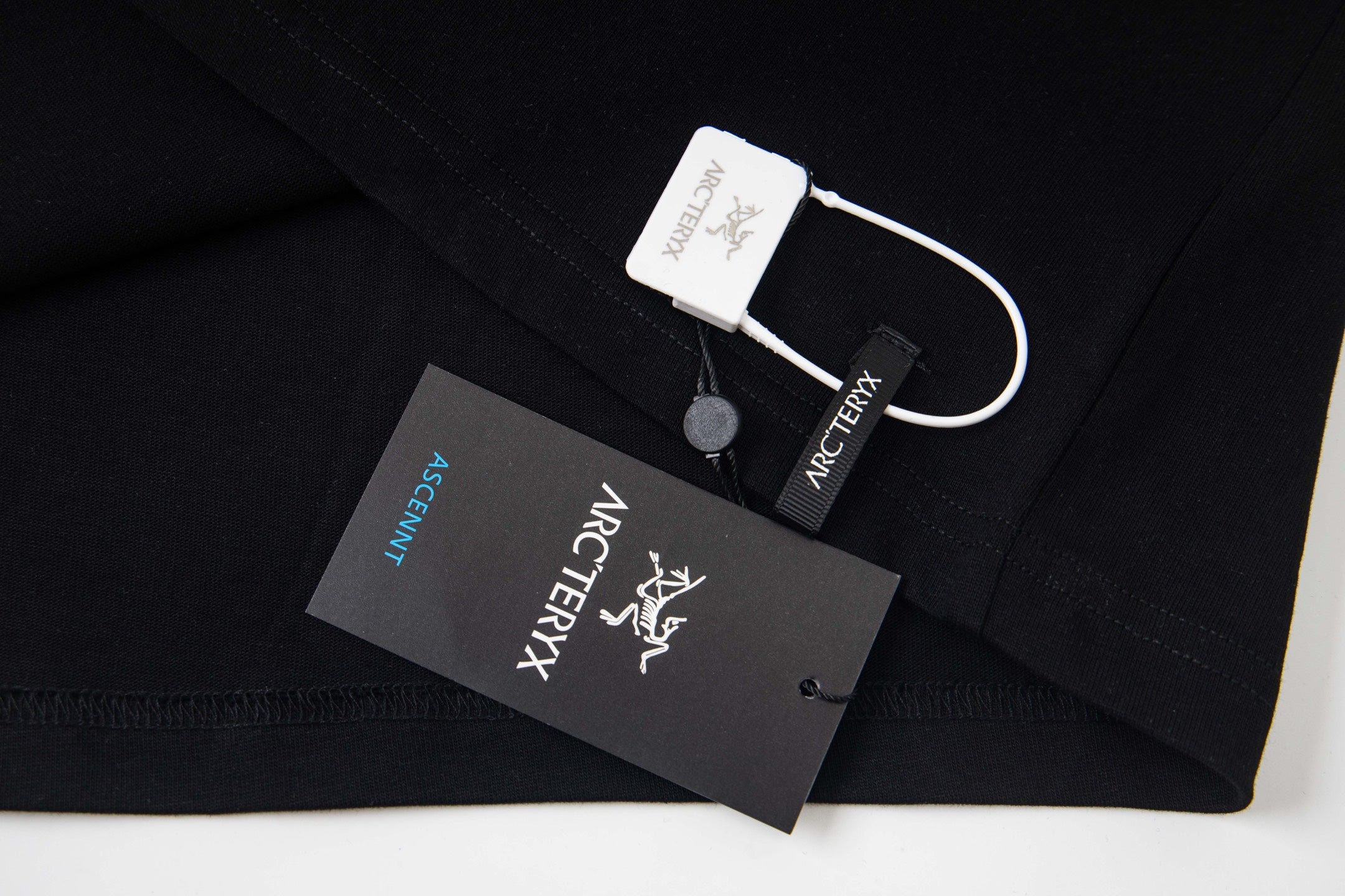 LuxluxHouse Best Quality Clothes T-shirt Arcteryx